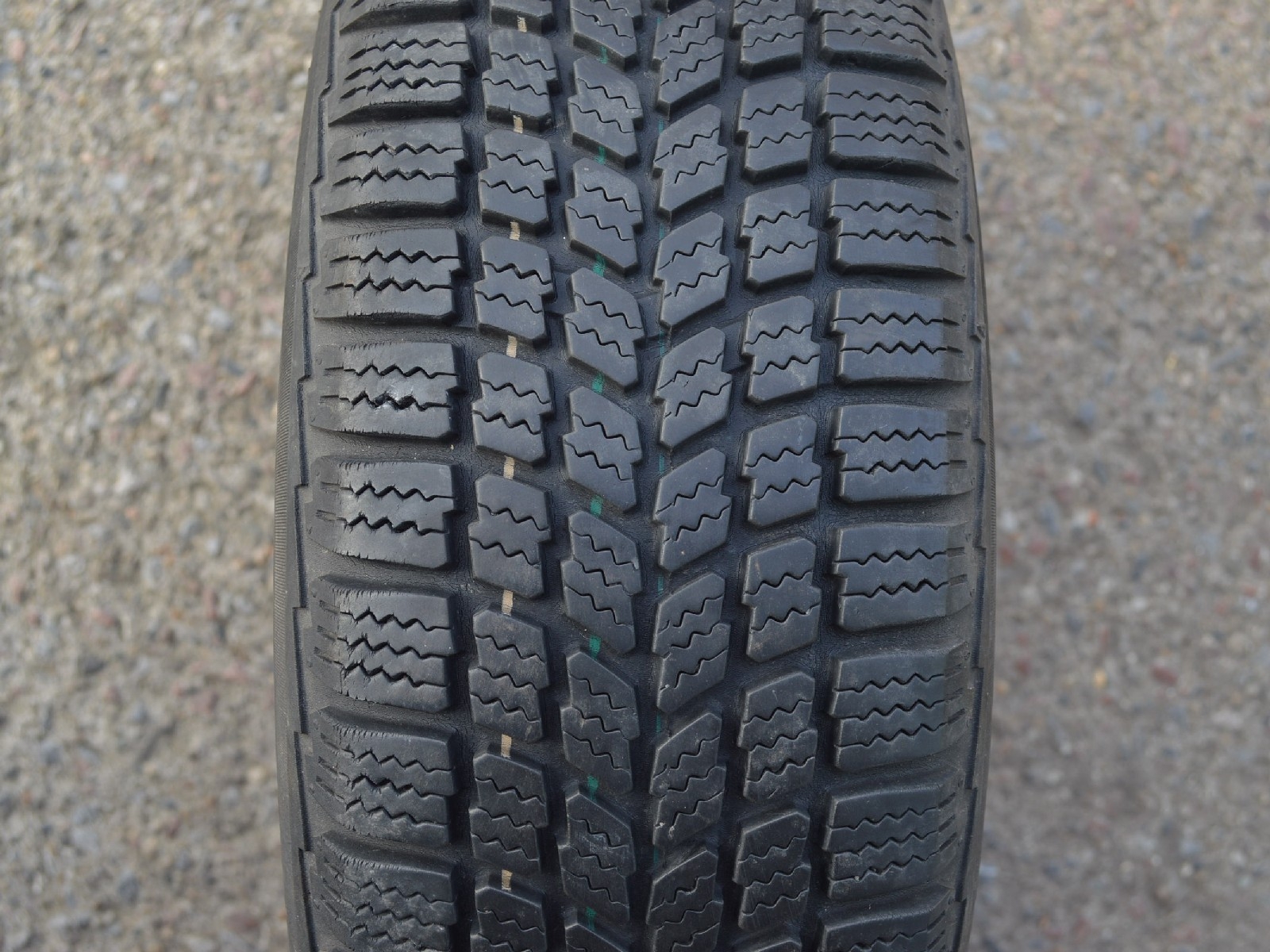 185/70/14  88T  Maxxis Winter Maxx, použitá zimní sada