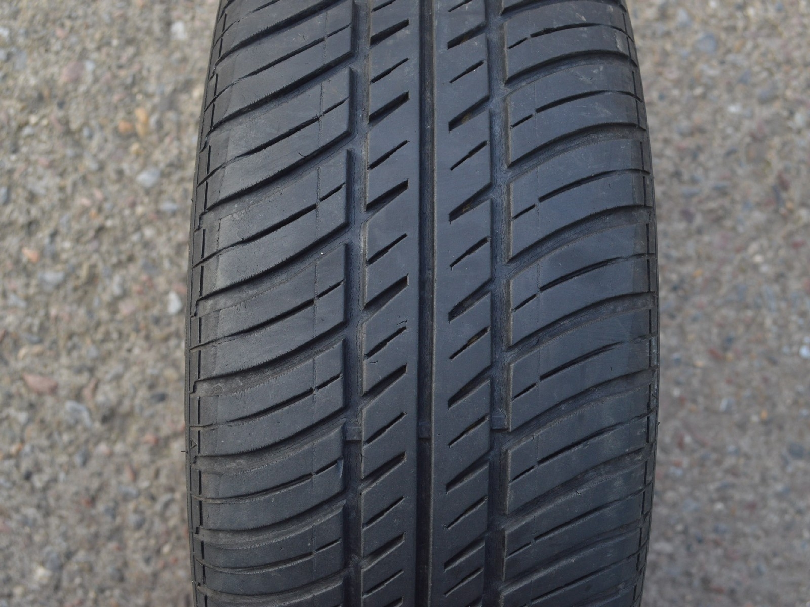 185/60/14  82H  Kingstar H714 Radial, použitý letní pár