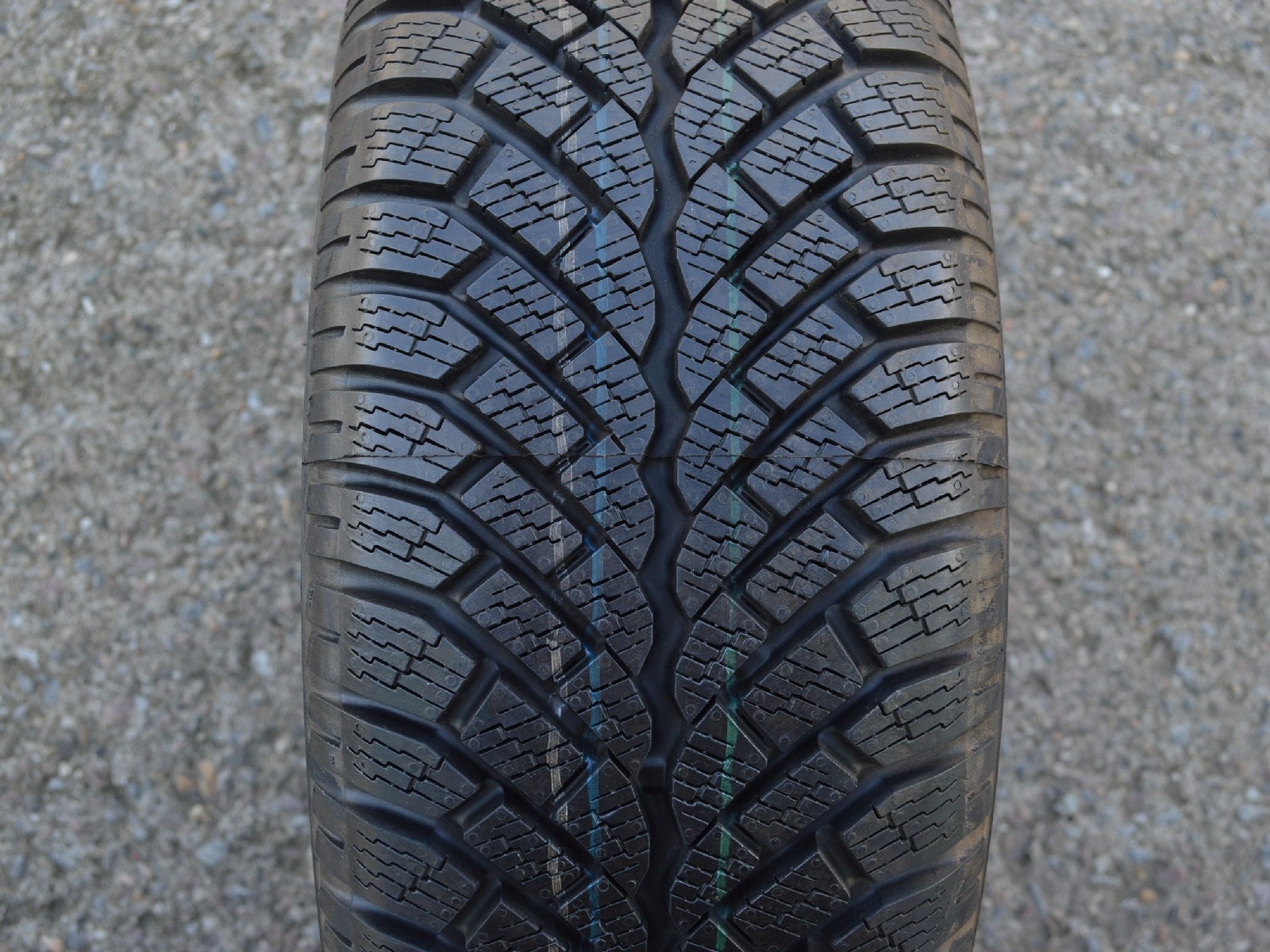 205/60/15 91T Semperit Sport-Grip, zimní