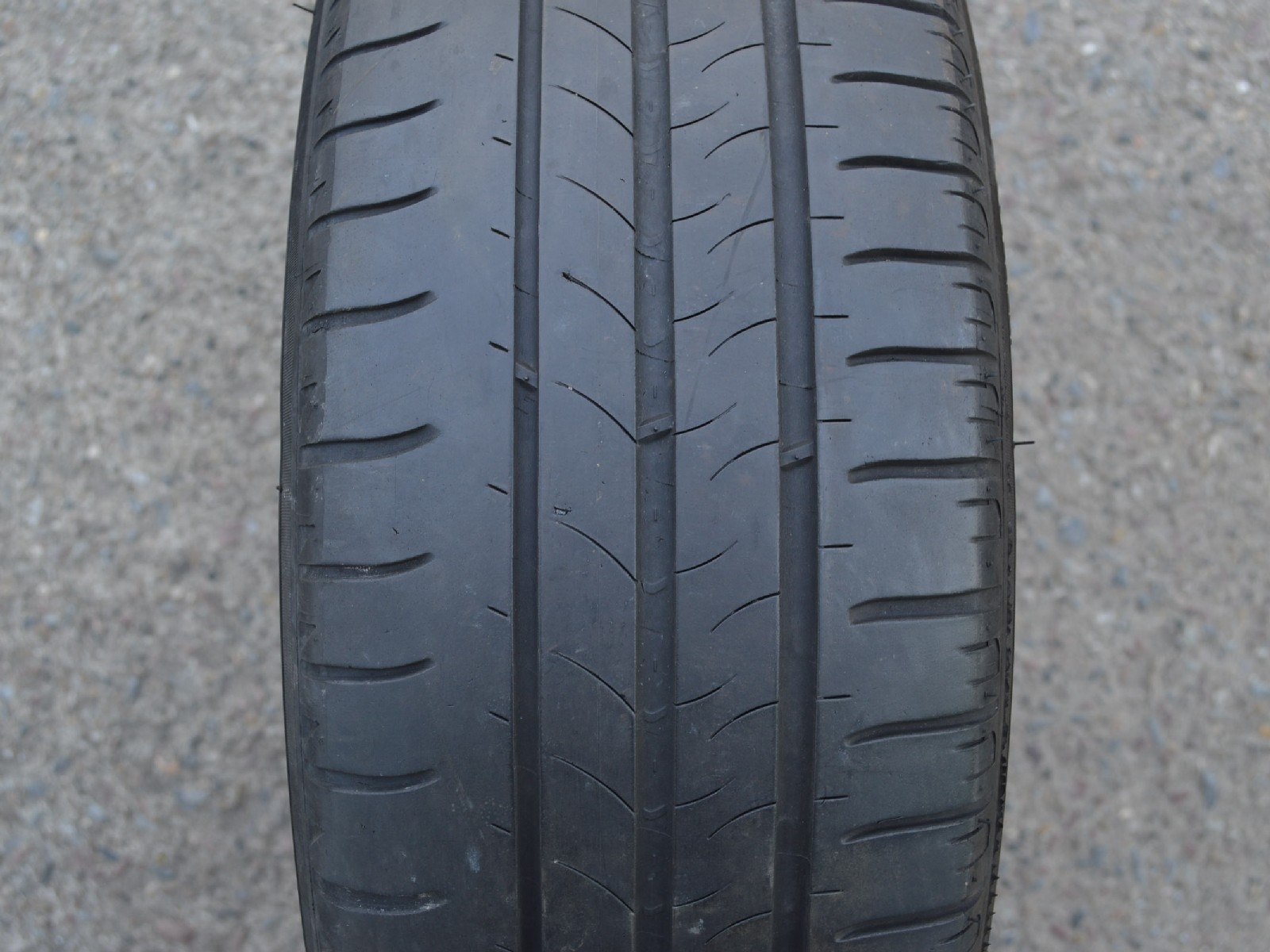 205/65/15  94H  Michelin Energy Saver, použitý letní pár