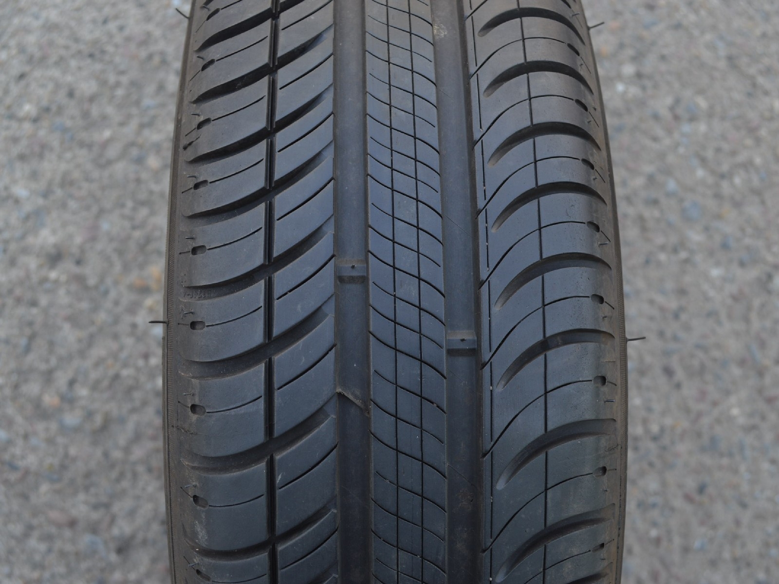 185/70/14 88T Michelin Energy Saver, použitý letní pár