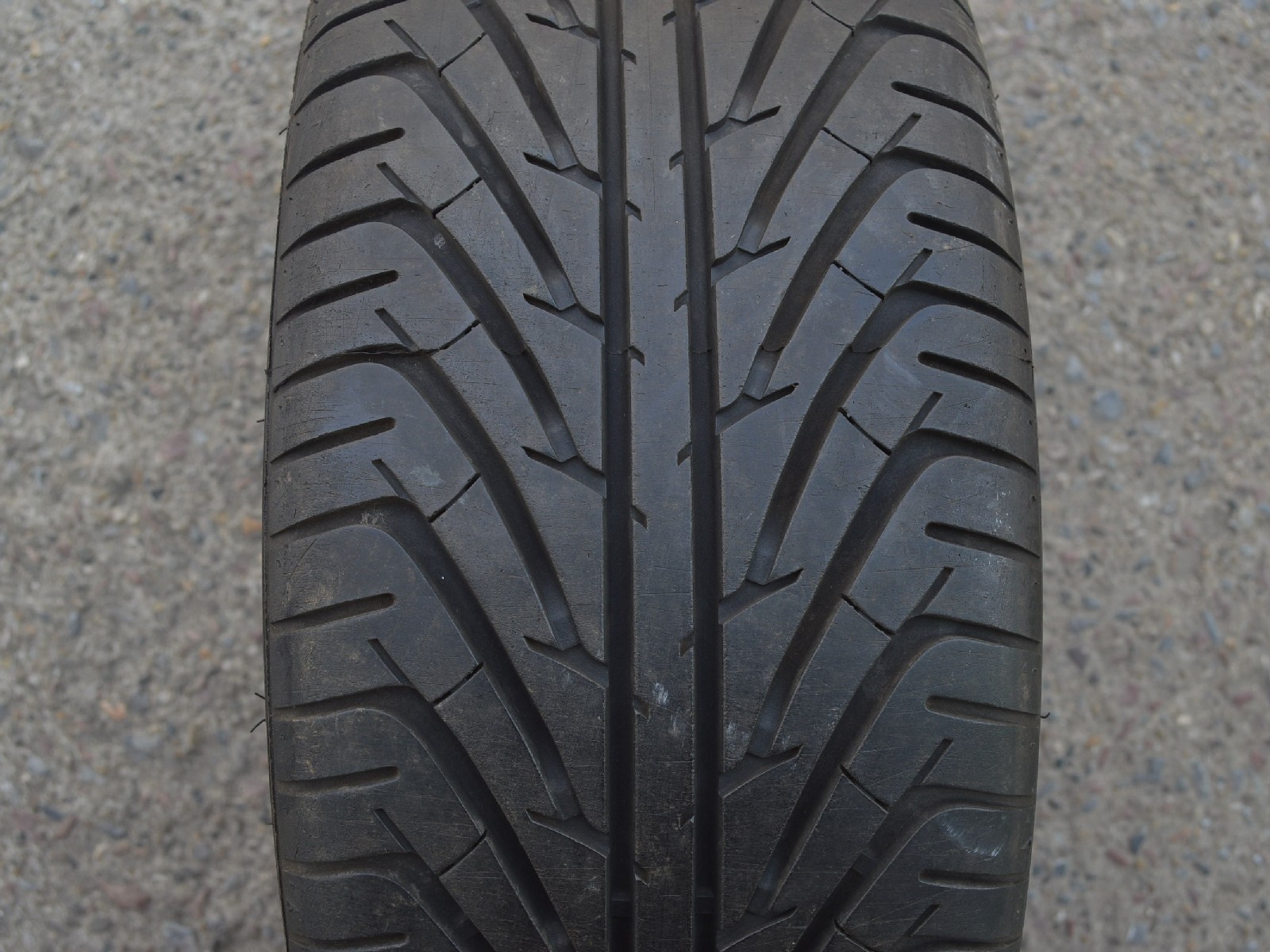 215/40/16  86Y  Ventus Sport K104, použitá letní sada