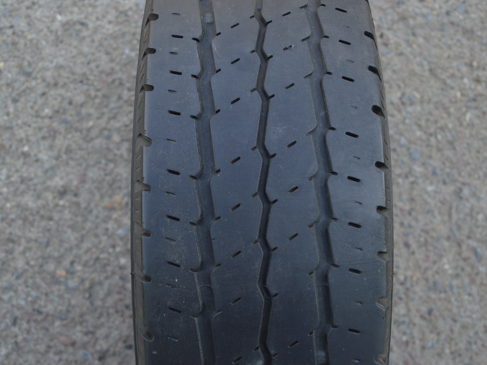 185/75/16C  104/102R  Continental Vanco- 8, použitá letní sada