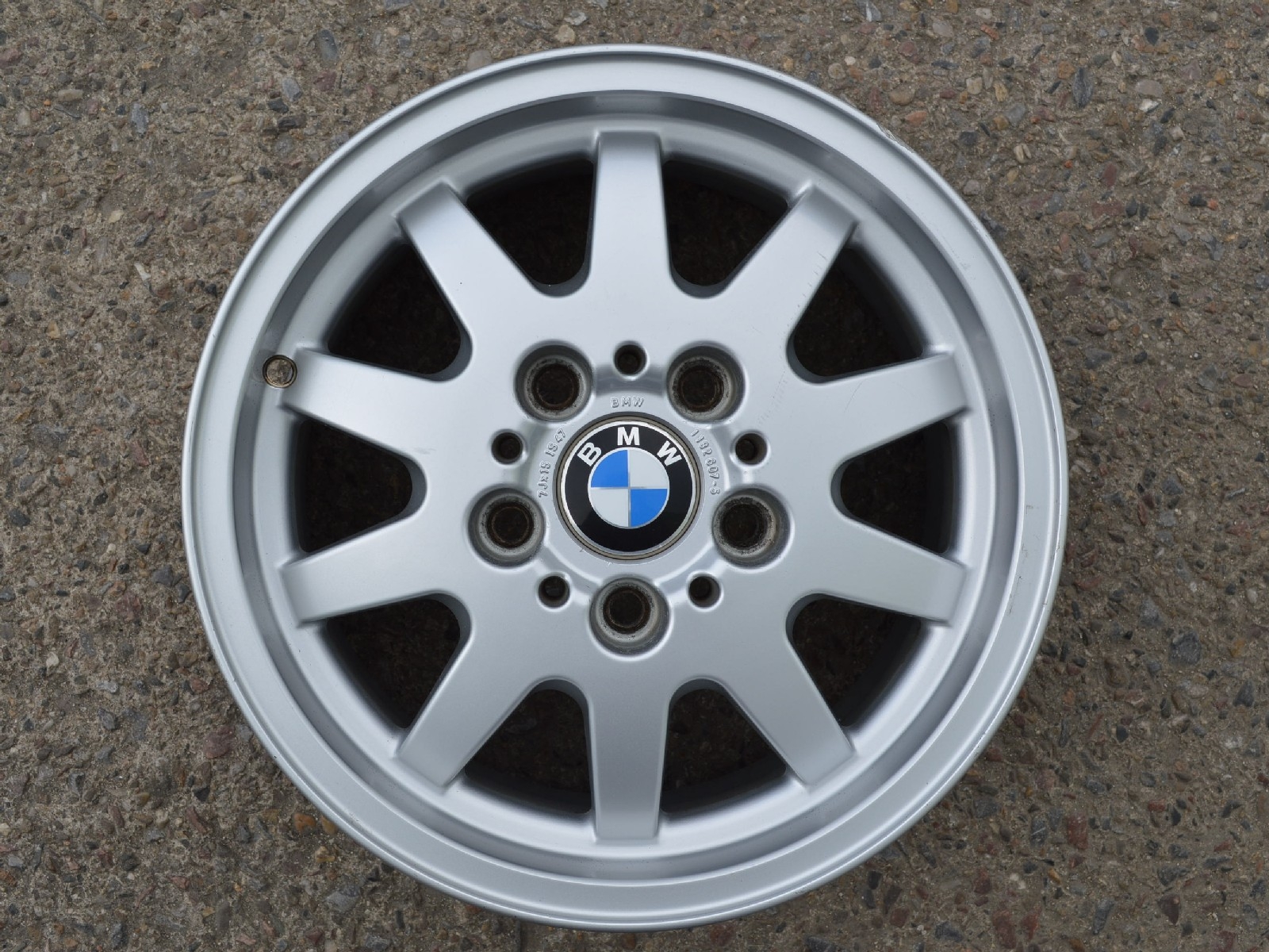 alu kola BMW 15