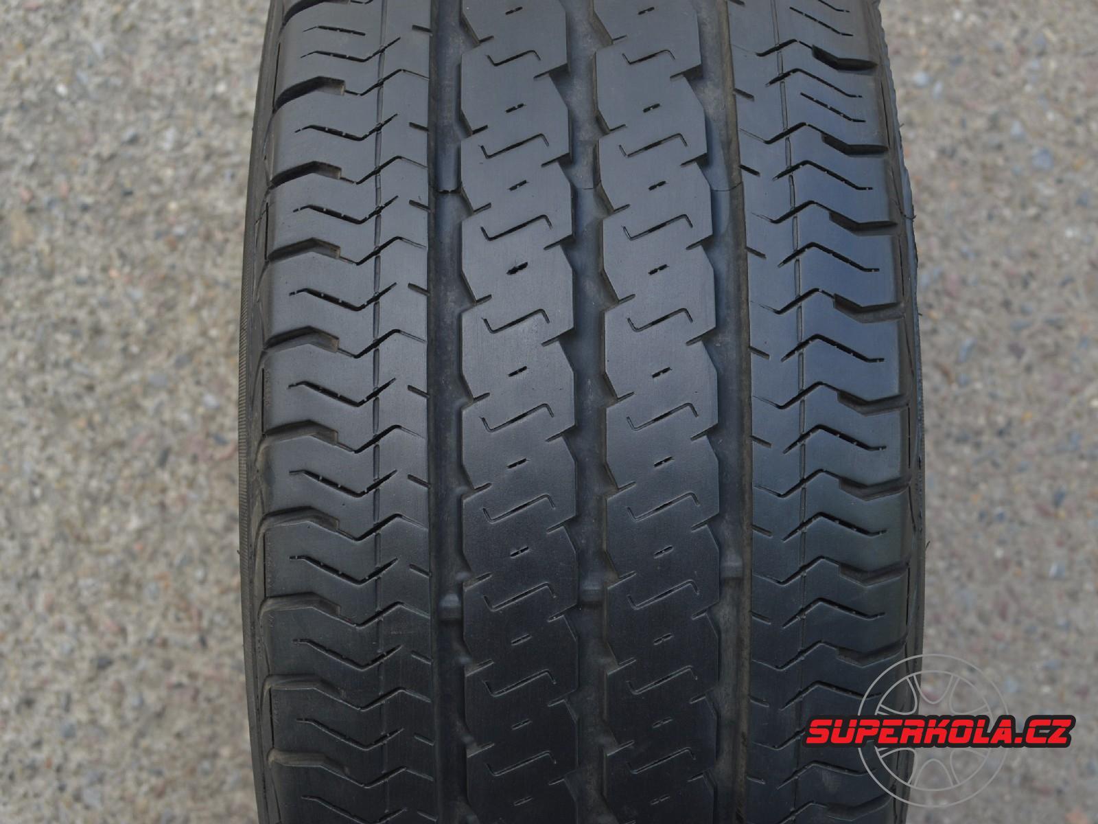 235/65/16C  115/113R  Pirelli Chrono, použitý letní kus
