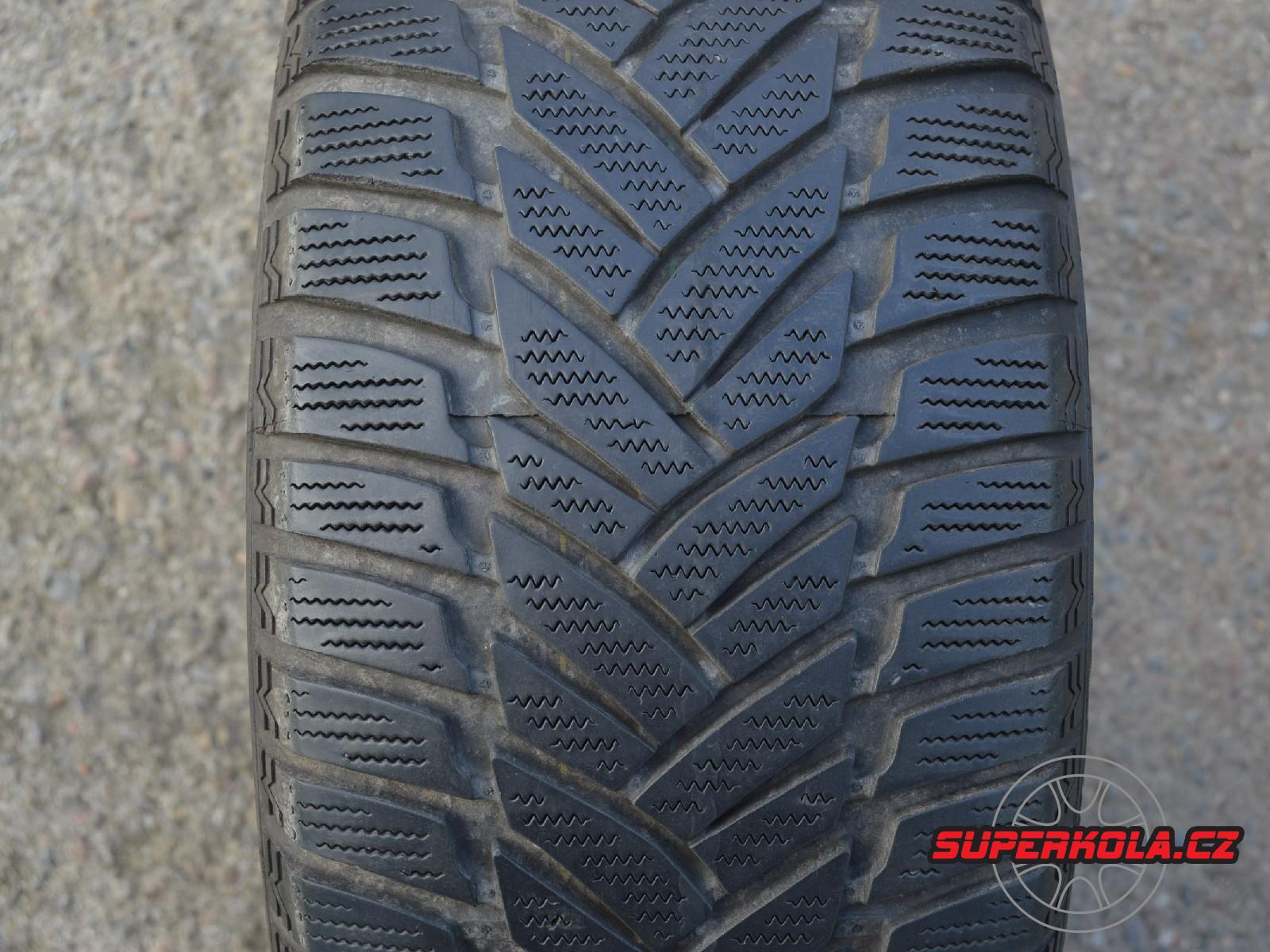 225/55/16  95H  Dunlop SP Winter Sport M3, použitý zimní kus