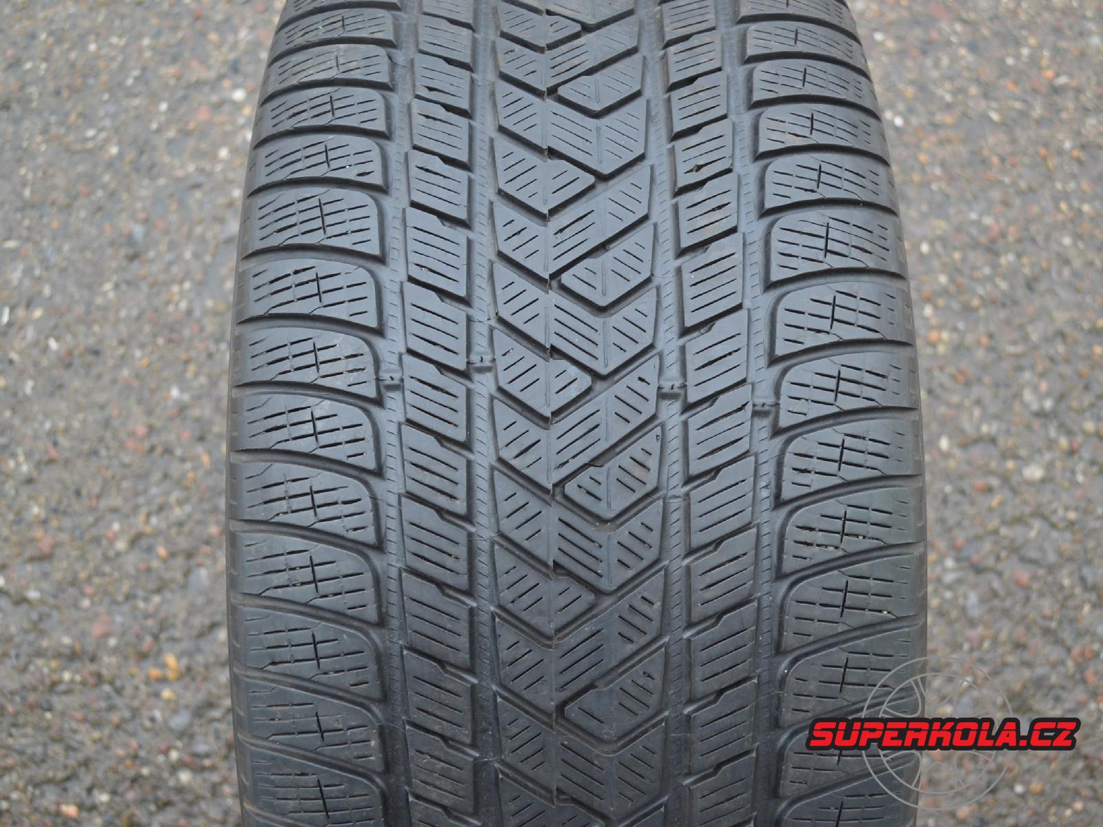 295/40/21 111V XL Pirelli Scorpion Winter, použitá zimní sada