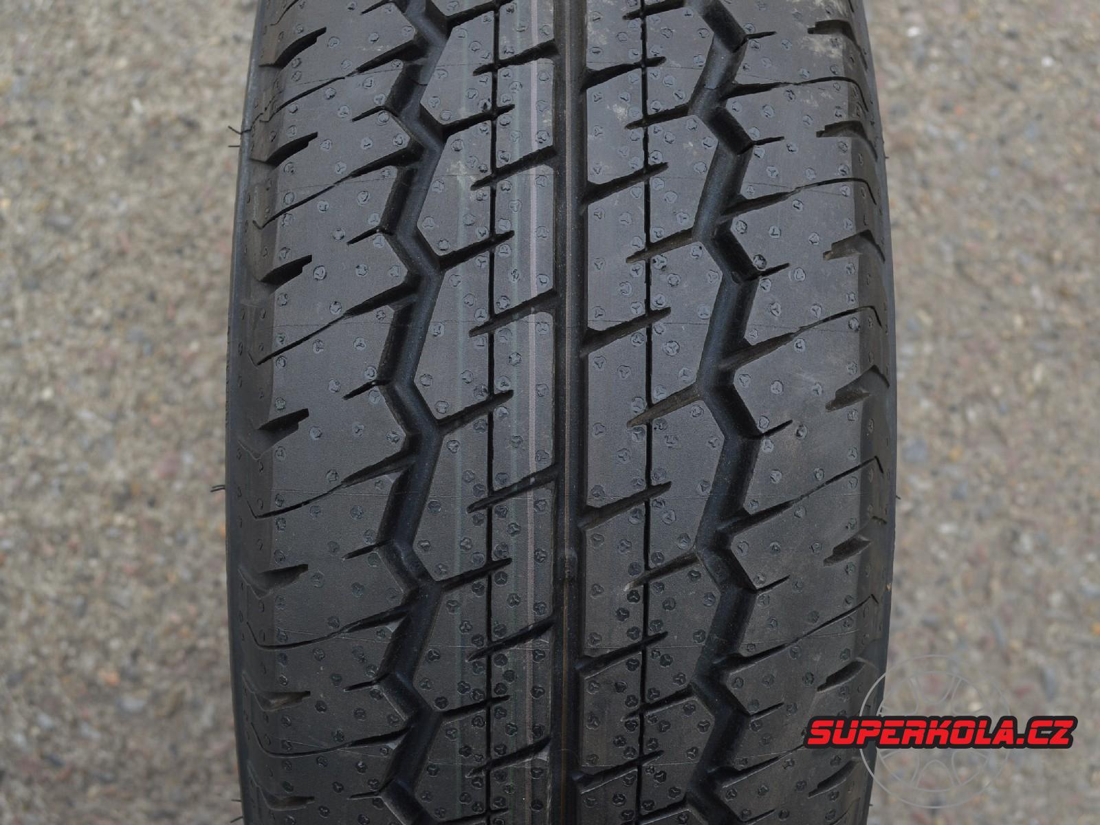 205/65/16C 107/105T Dunlop SP LT30-8, letní