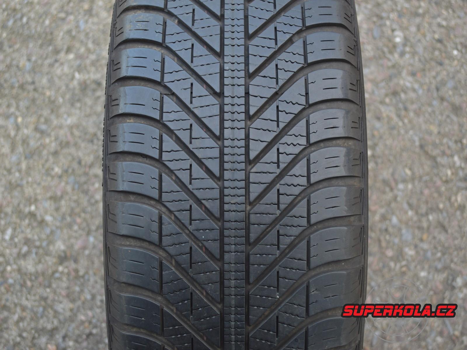225/50/17  98V  Goodyear Vector 4Seasons, použitá celoroční sada