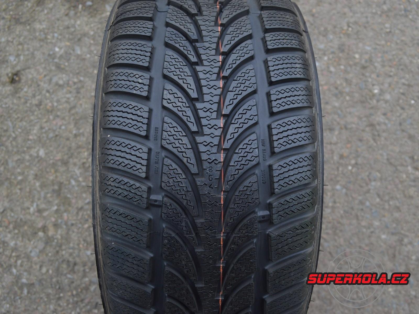 235/35/19 87V Nokian WR, zimní 