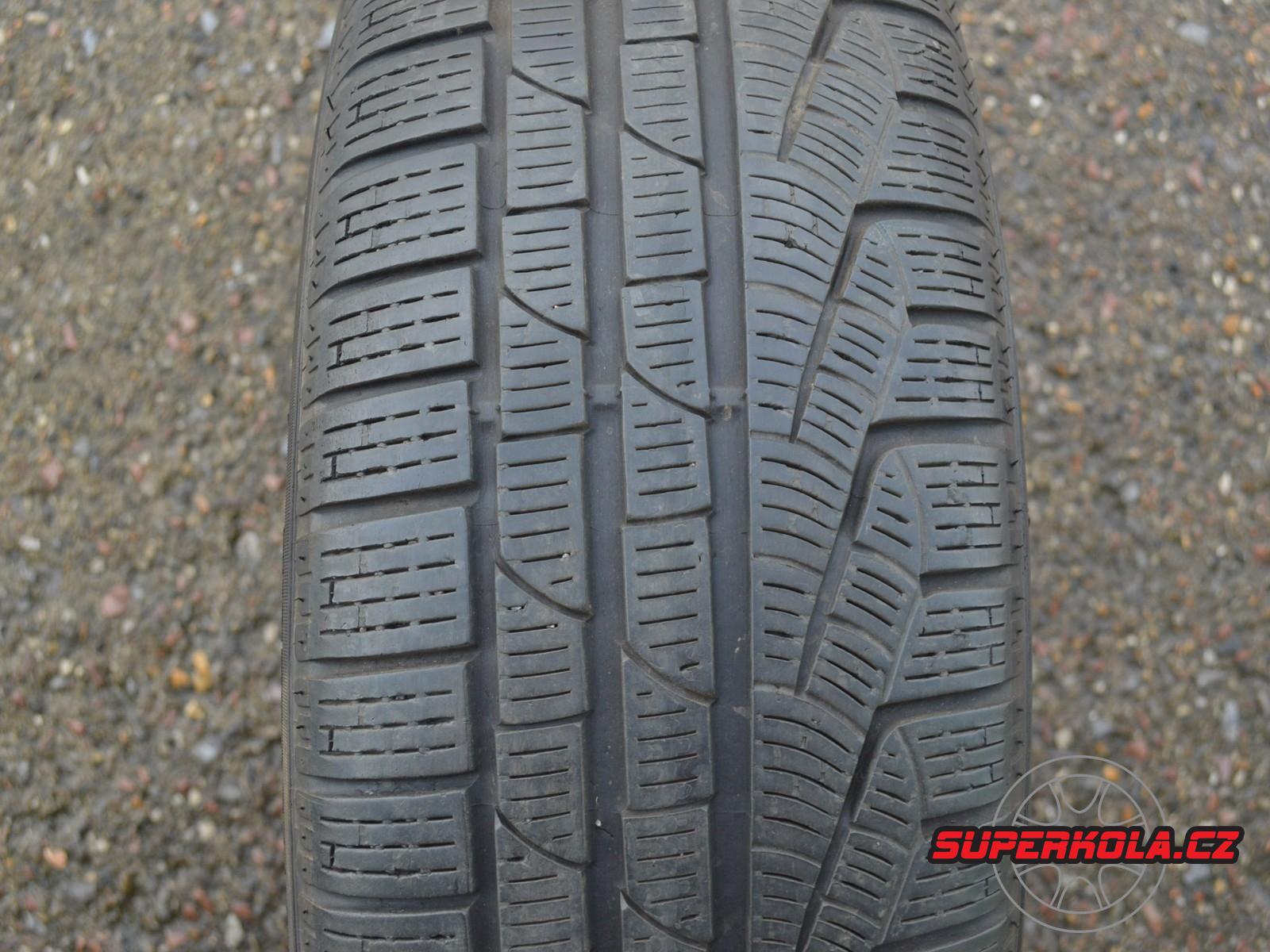 225/45/18  91H  Pirelli SottoZero Winter 210 serie II RFT, použitá zimní sada