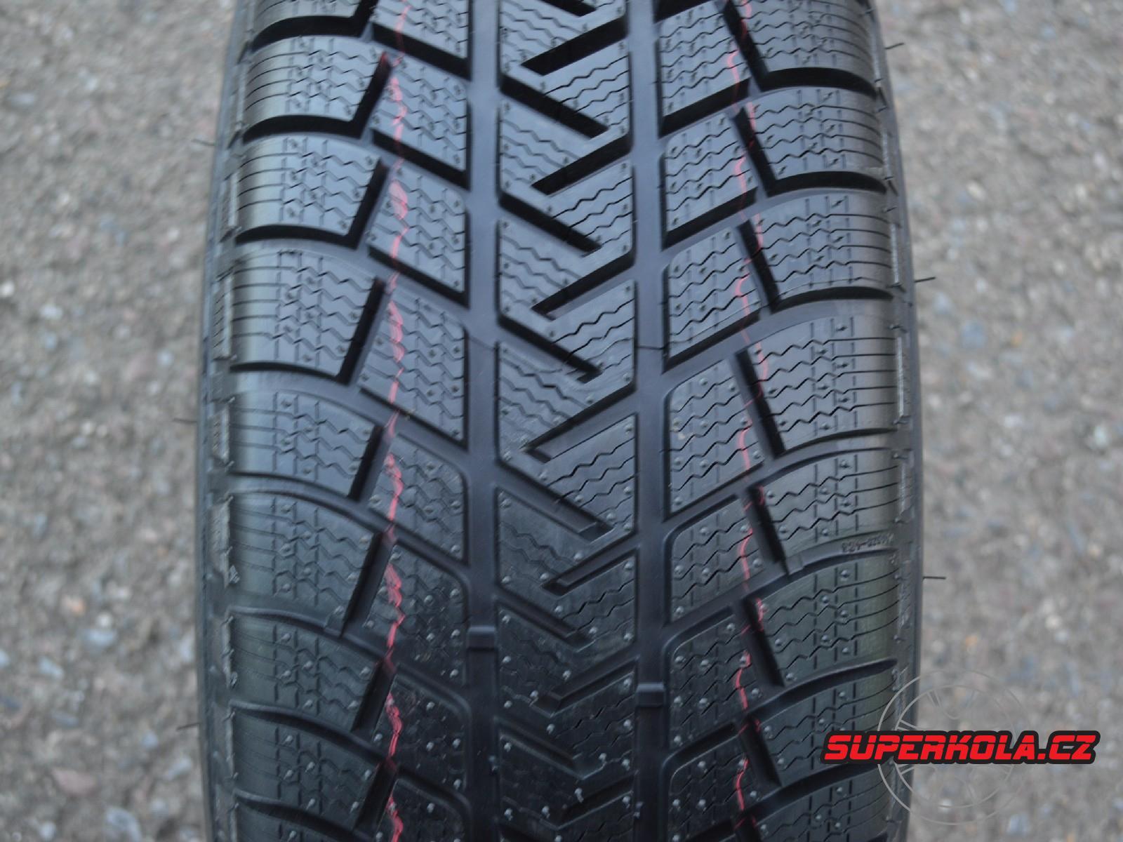 235/60/16 100T Michelin Latitude Alpin, zimní