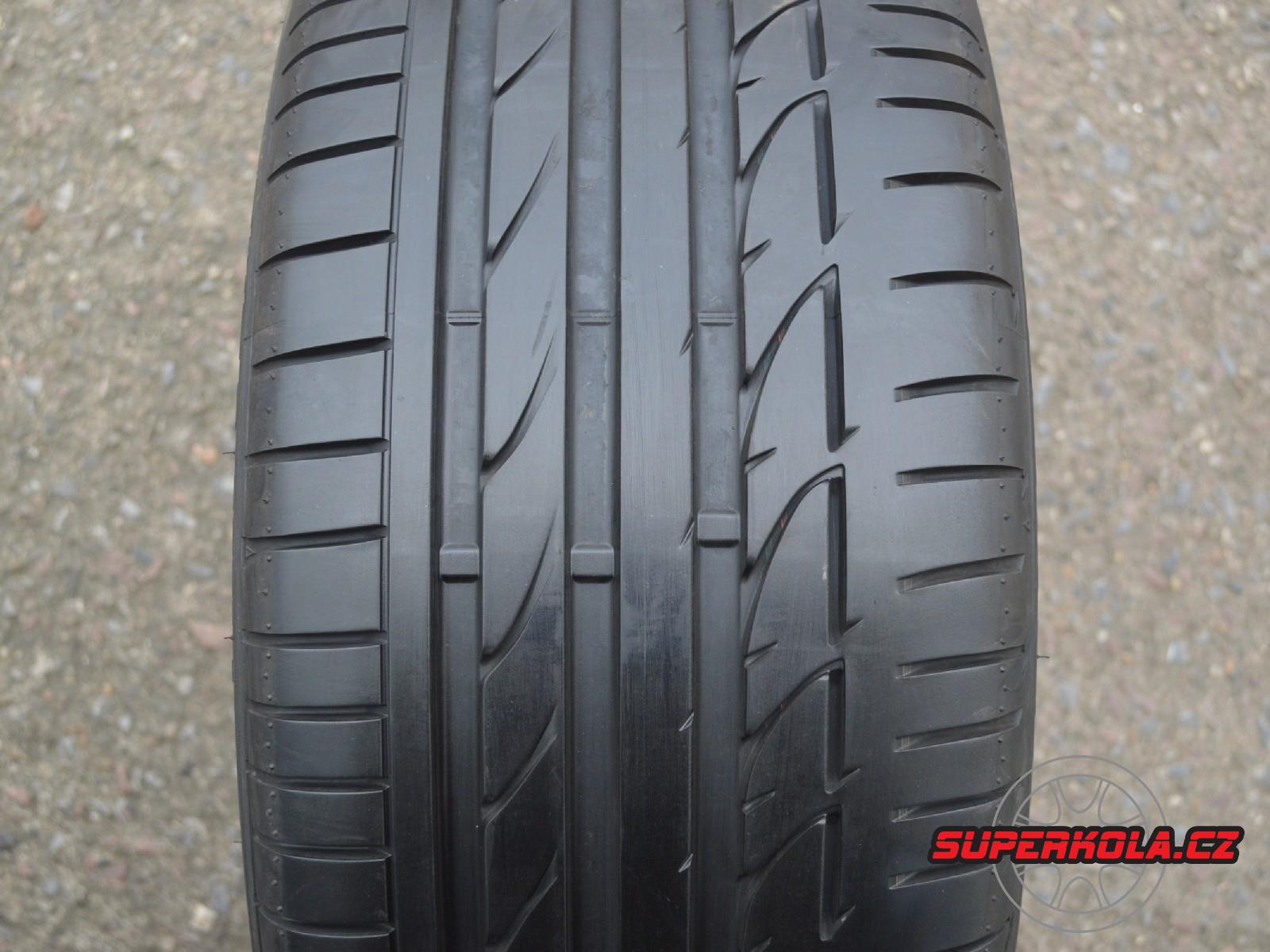 255/40/18  95Y  Bridgestone Potenza S001  RFT-RSC, použitý letní pár