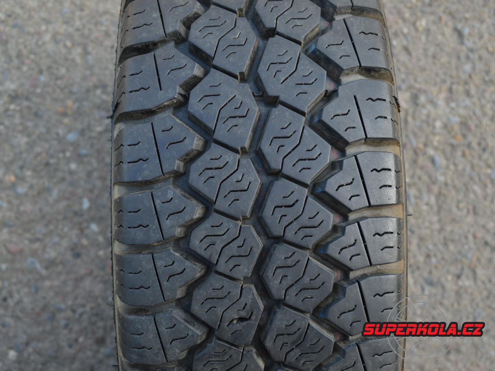 215/80/14C  112/110 P  Firestone CVW 300, použitá letní sada