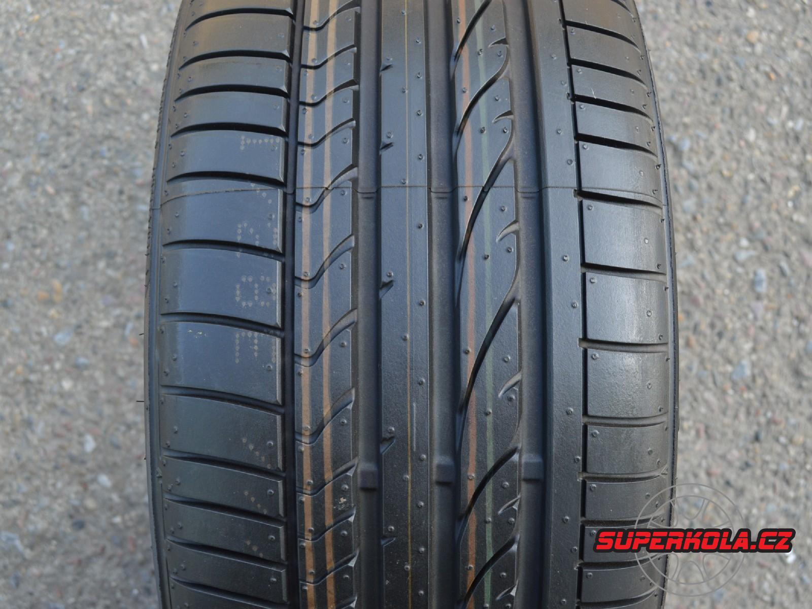 245/40/18 93W Bridgestone Potenza RE050A RFT, letní 