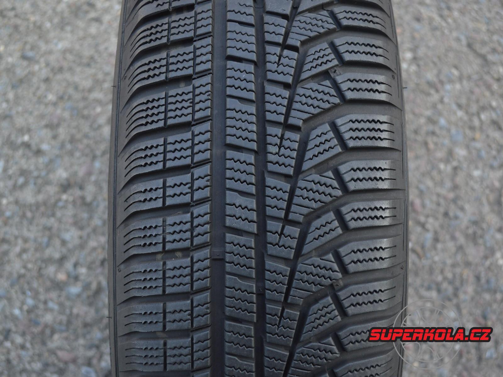 225/45/18 95V XL Hankook W320 Winter i*cept evo2, použitý zimní pár