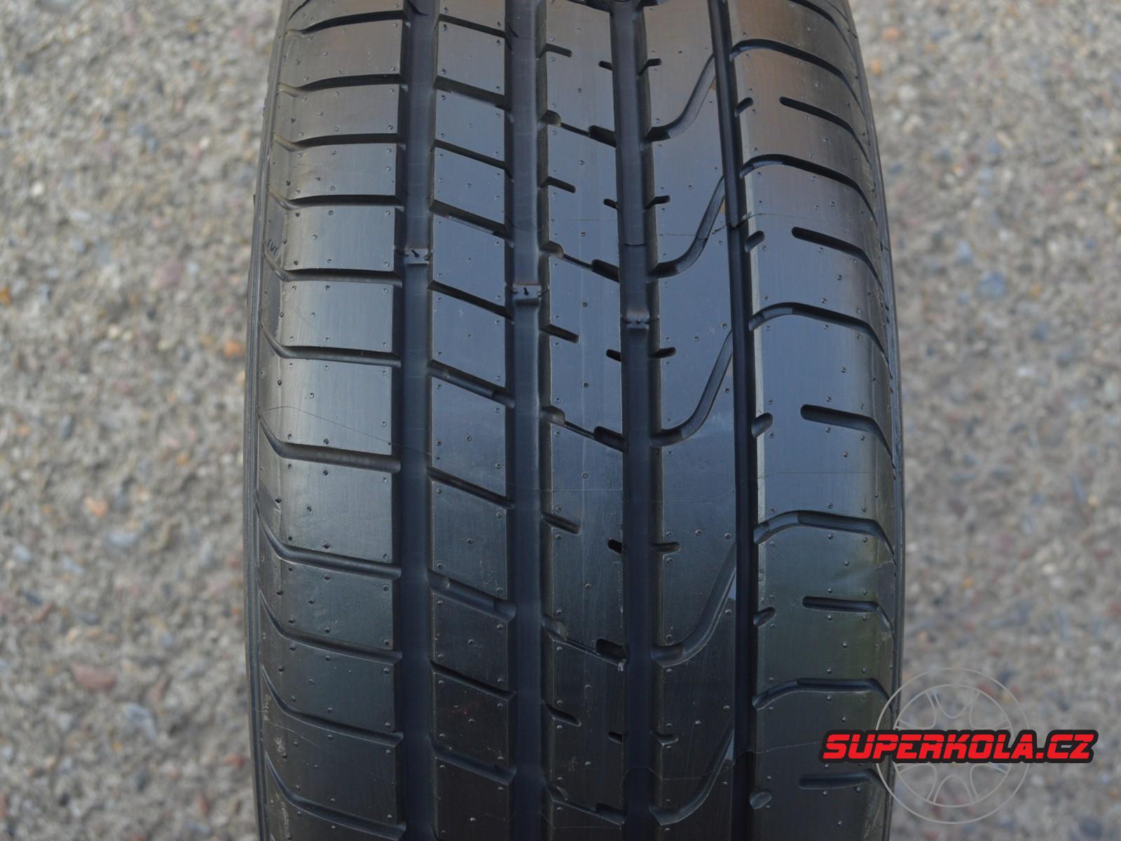 215/45/17 84V Pirelli PZero  RFT, letní