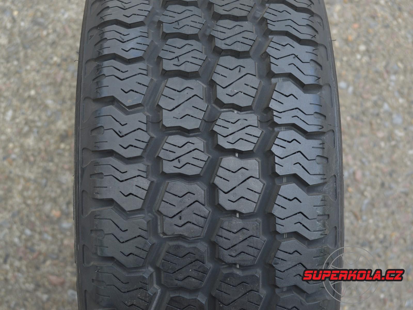 225/60/16C  101/99H  Goodyear Cargo Vector, celoroční