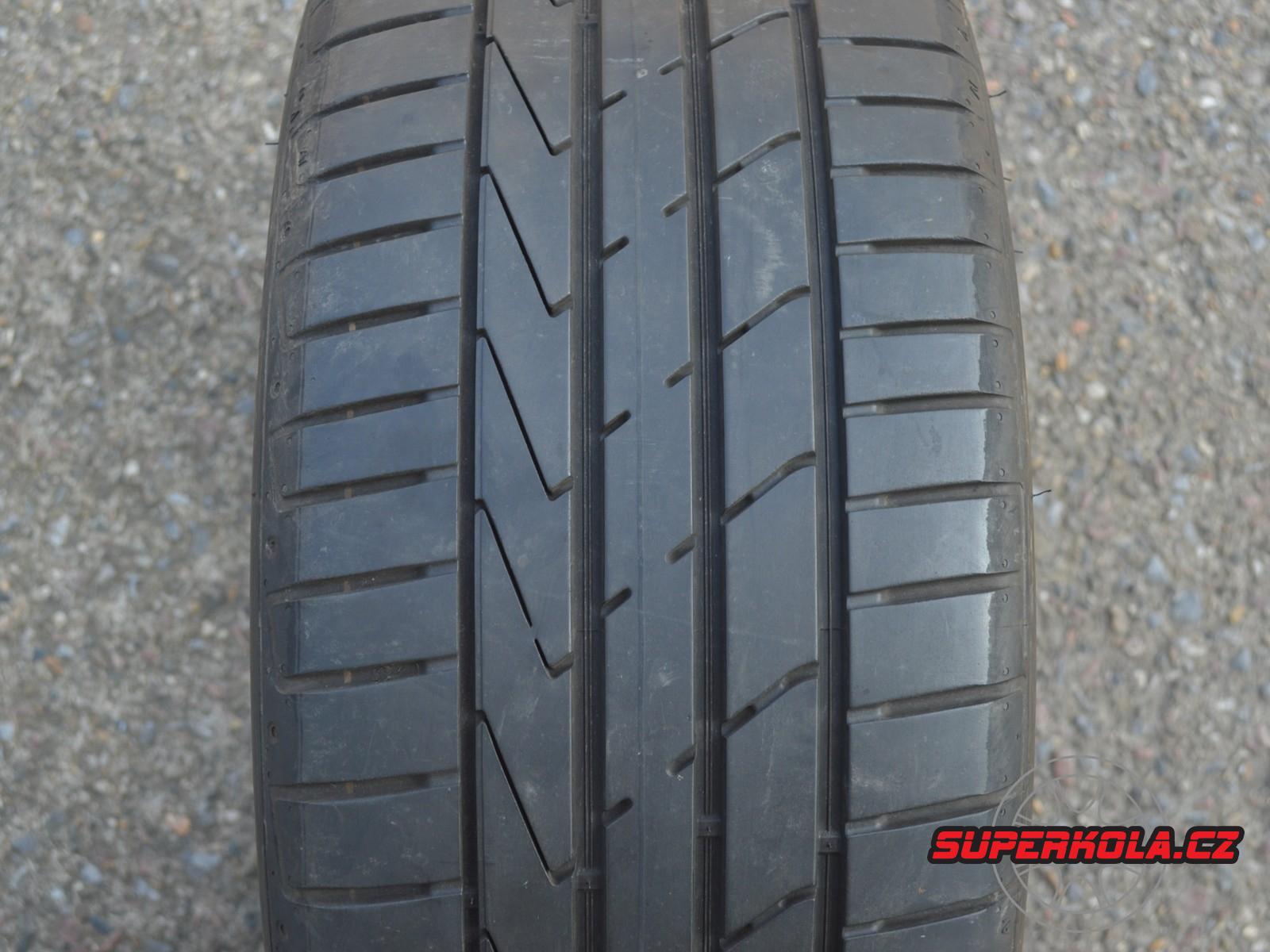 245/45/17 95W Hankook K117 Ventus S1 evo2, použitý letní pár