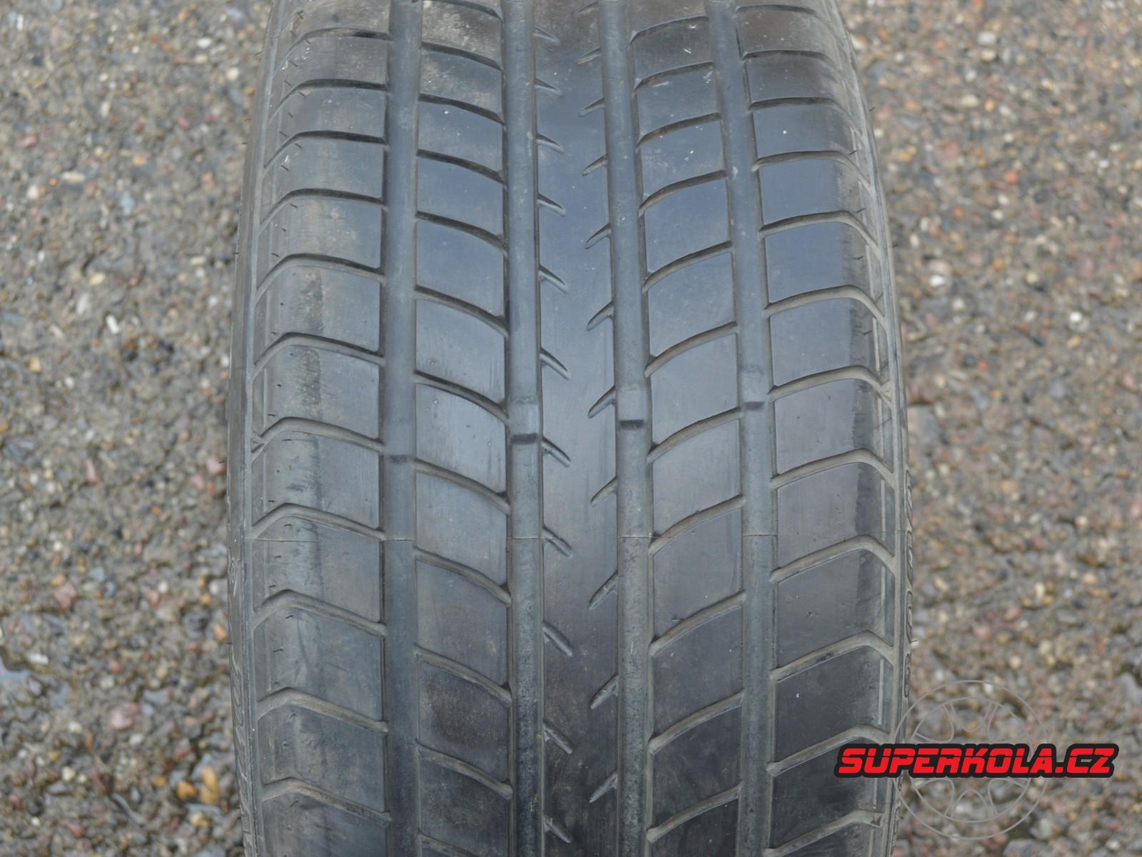 225/40/18 92Y Dunlop SP Sport 8000, použitý letní kus