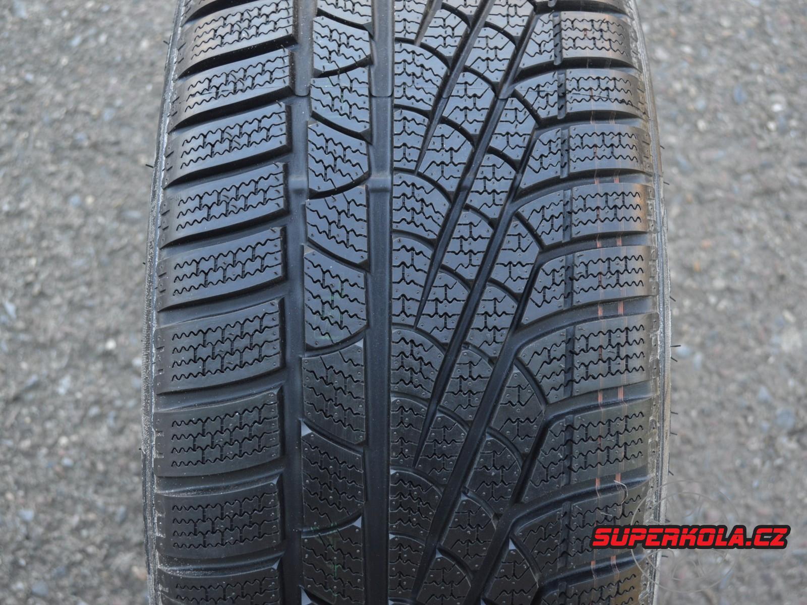 255/40/18 95V Pirelli SottoZero Winter 240, zimní