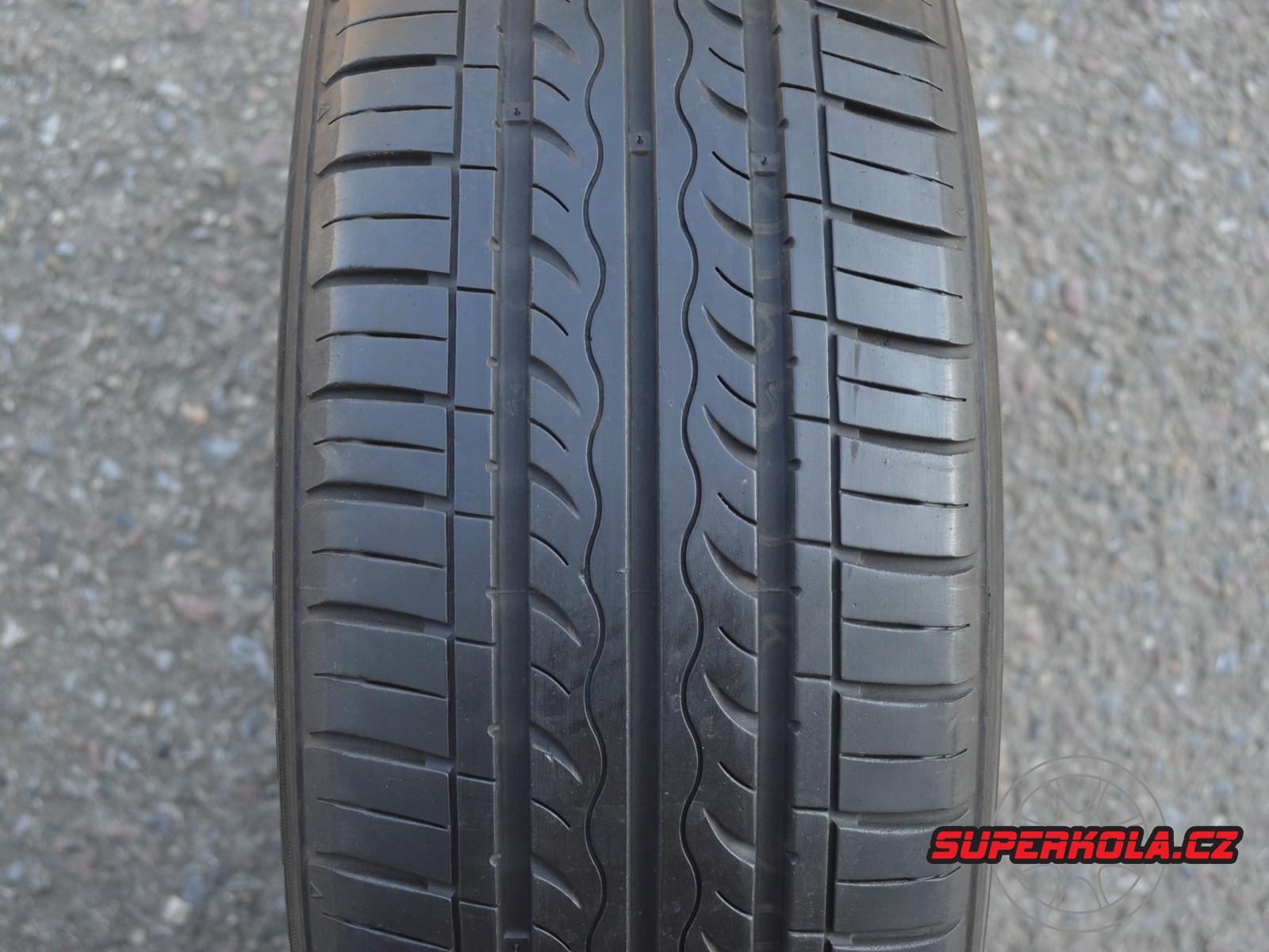 205/60/16 92V Kumho Solus KH17, použitý letní kus