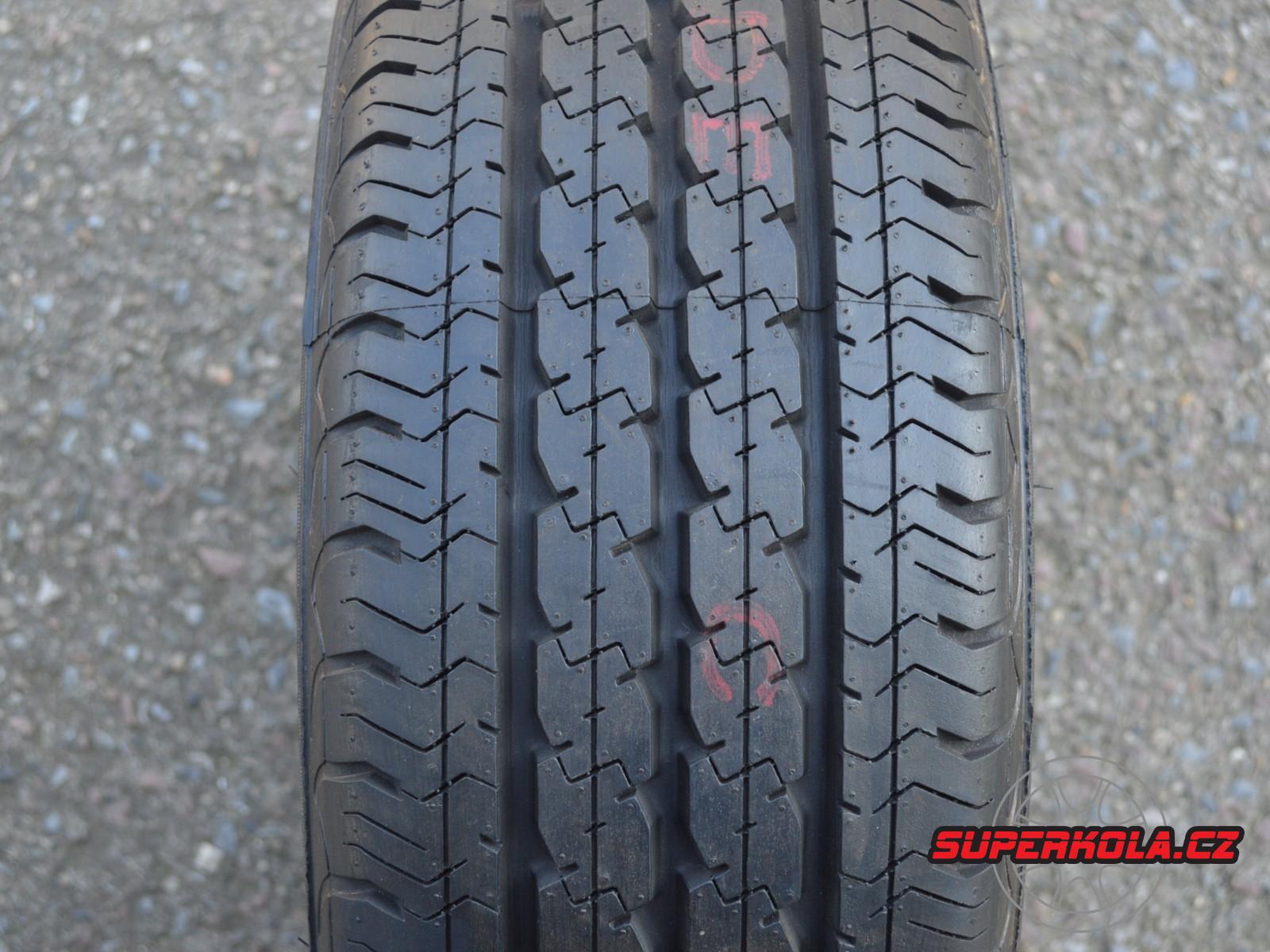 225/70/15C 112/110S Pirelli Chrono, letní 