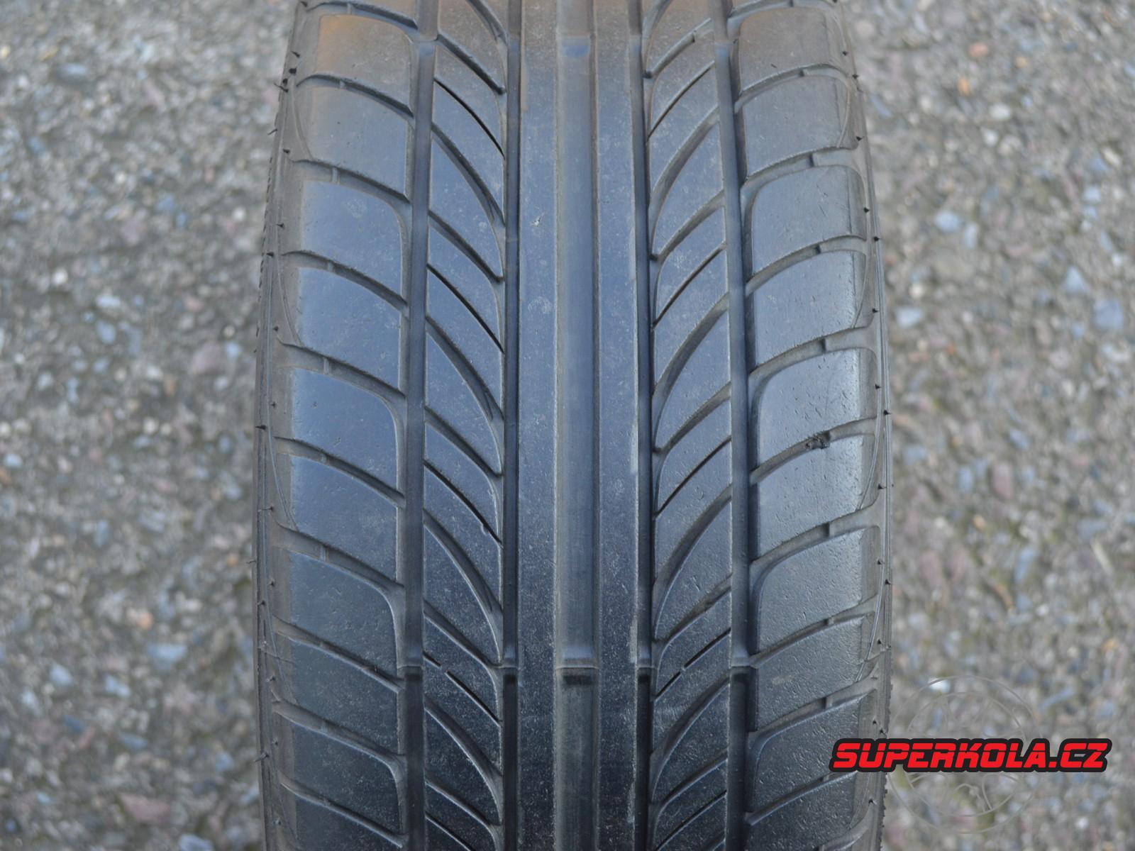 205/50/15  86V  Falken Ziex ZE512, použitý letní kus