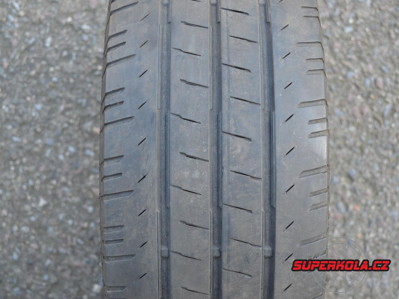 215/65/16C  109/107R  Continental ContiVanContact 200, použitý letní pár