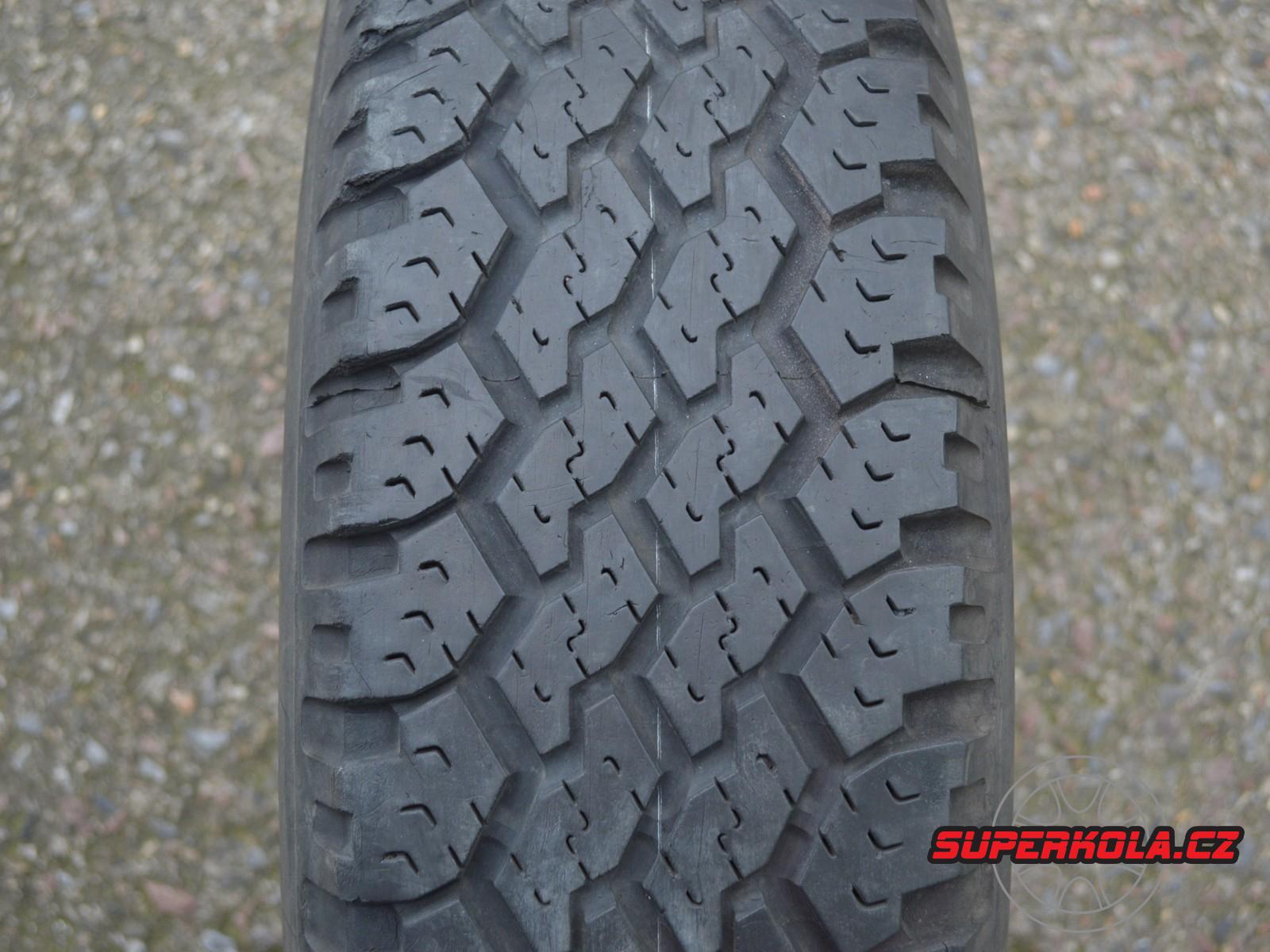 215/75/15  Michelin XC All Terain, použitý celoroční kus