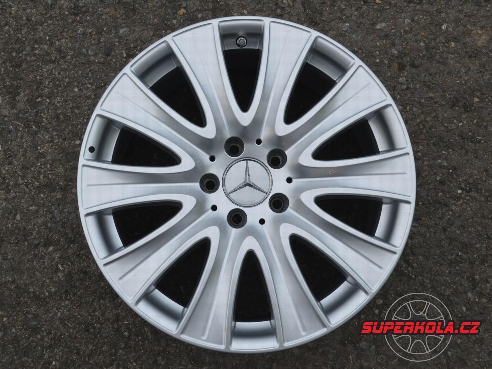 alu kola Mercedes-Benz 18