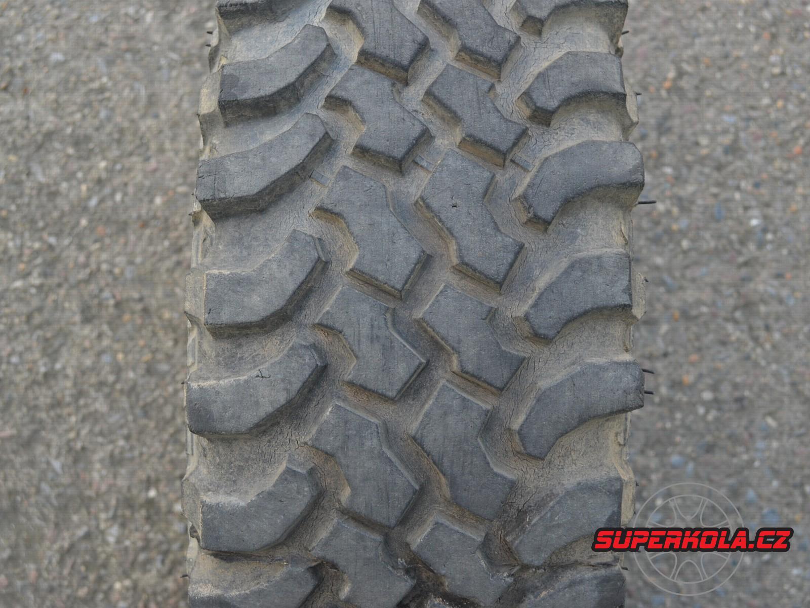 215/65/16  98Q  Dakar Insa Turbo - protektor, použitá sada