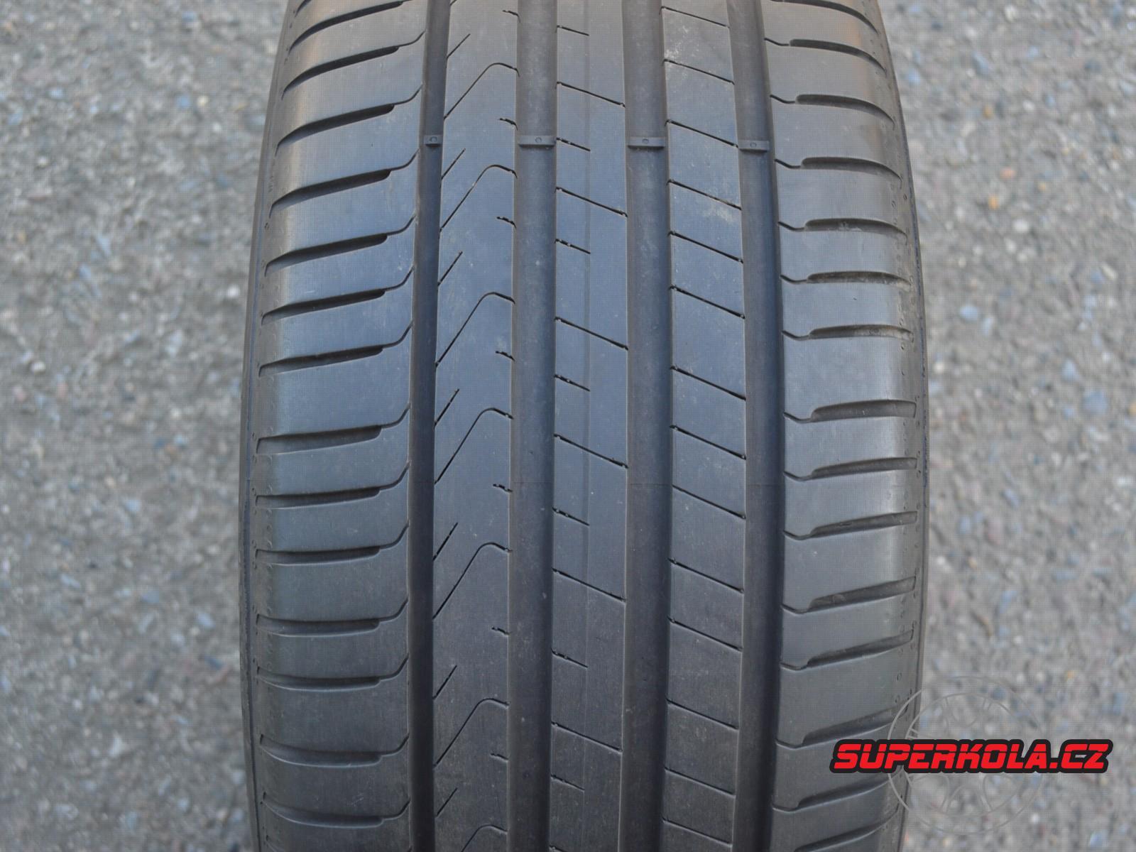 255/40/18 99Y XL Pirelli Cinturato P7 P7C2*, použitý letní pár