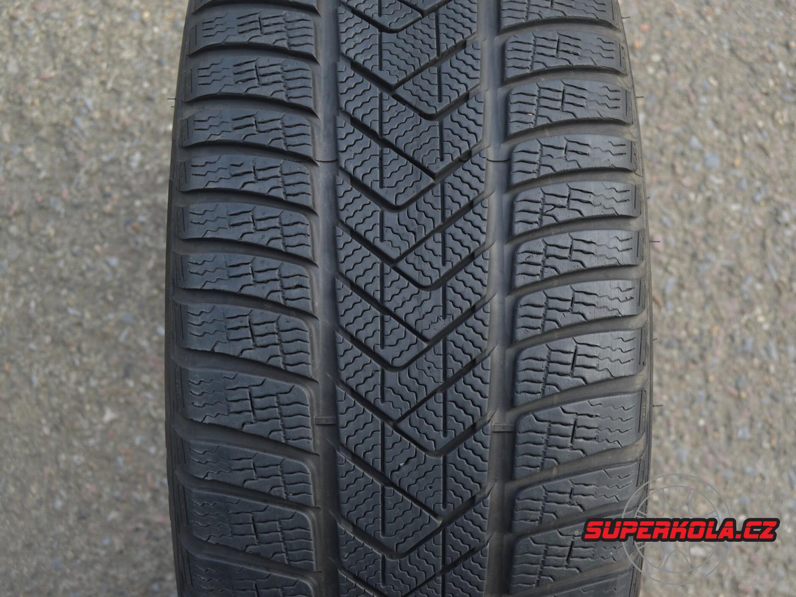 275/45/20 110V XL + 305/40/20 112V XL Pirelli Scorpion Winter * RFT, použitá poměrná zimní sada