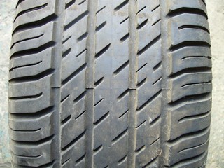 225/60/15 ZR Pirelli P600, použitý letní kus