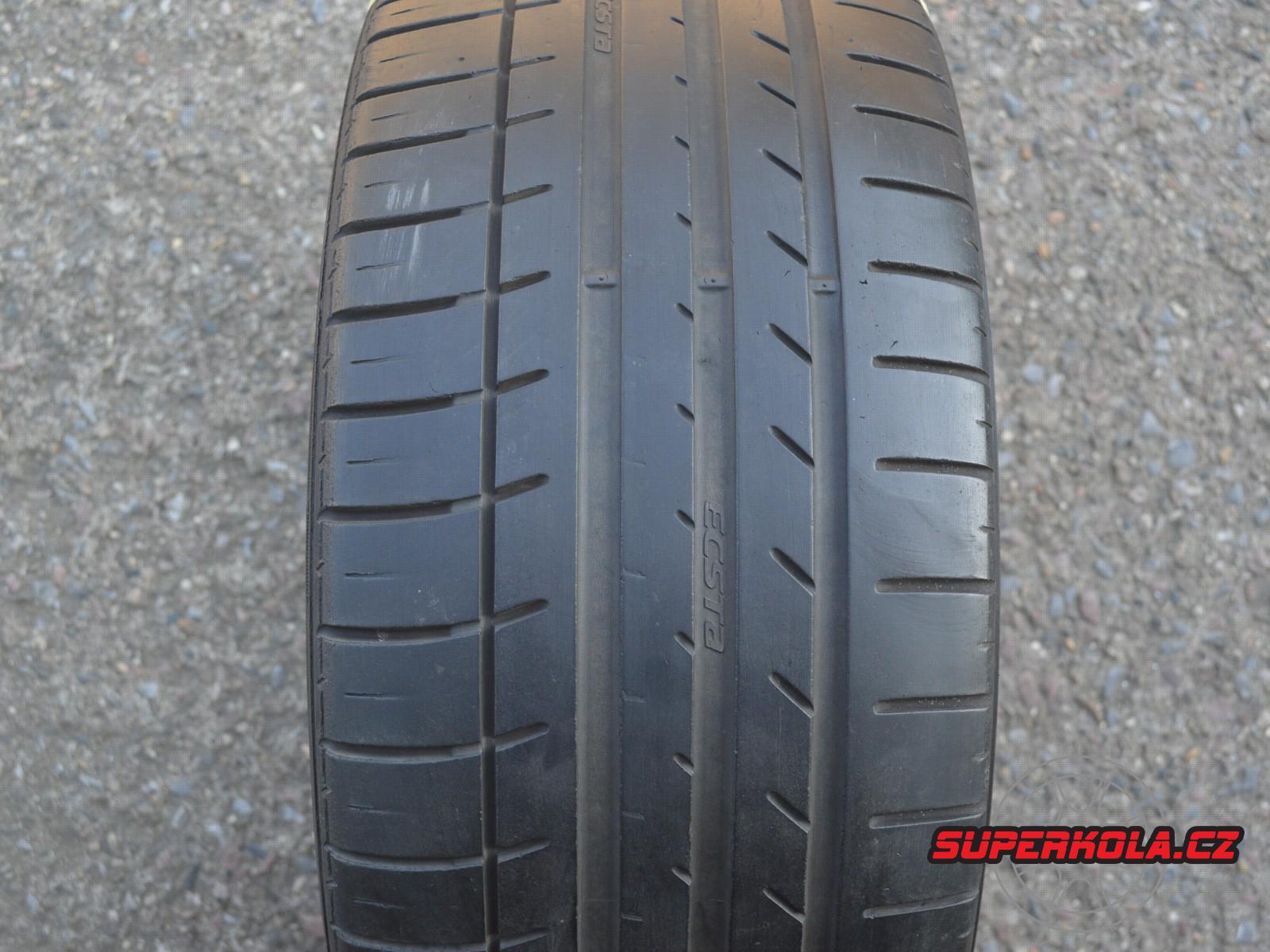 235/40/17  94Y  Kumho Ecsta Le Sport KU39, použitý letní pár