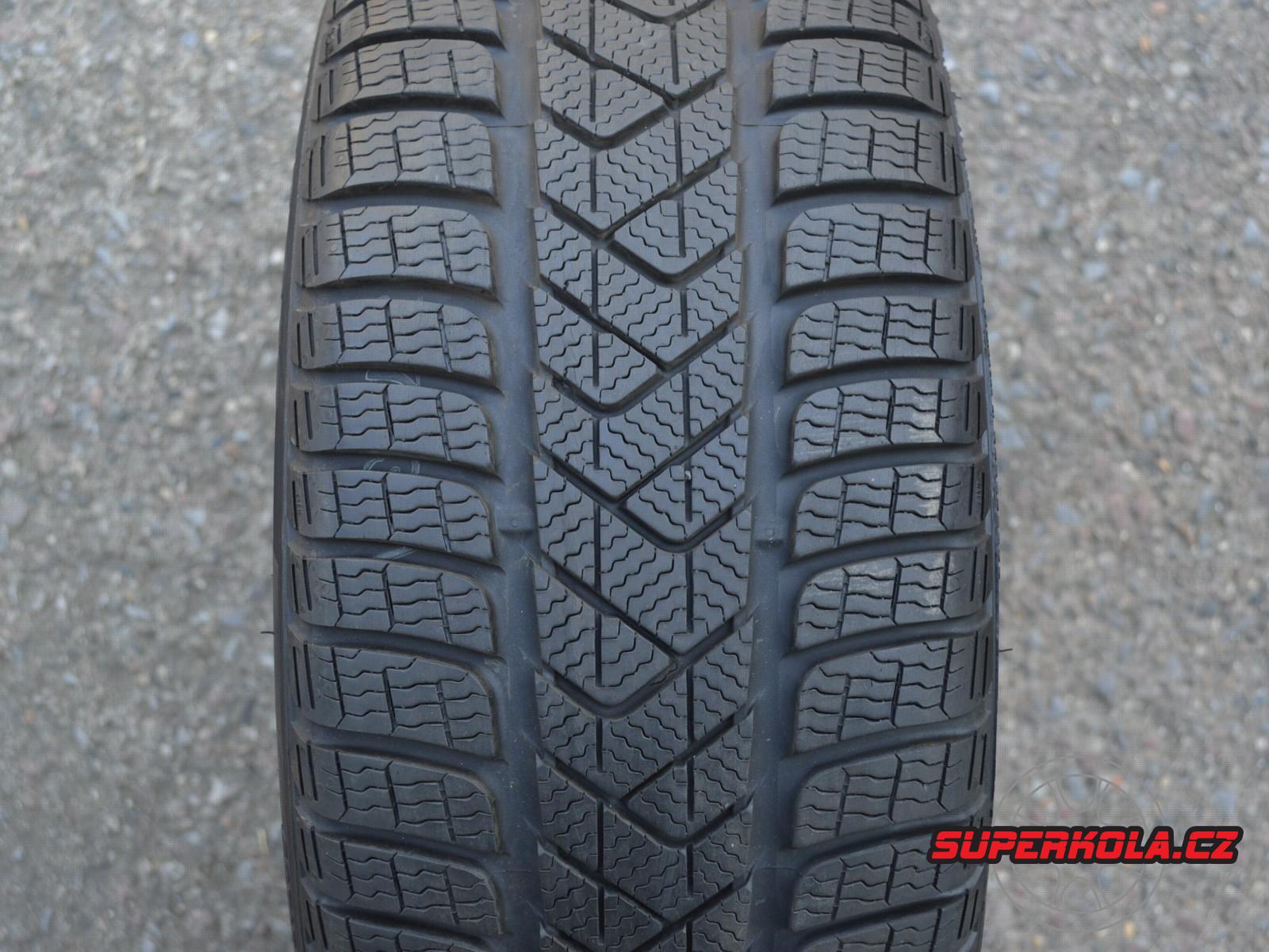 215/45/17 91H XL Pirelli SottoZero 3, použitá zimní sada