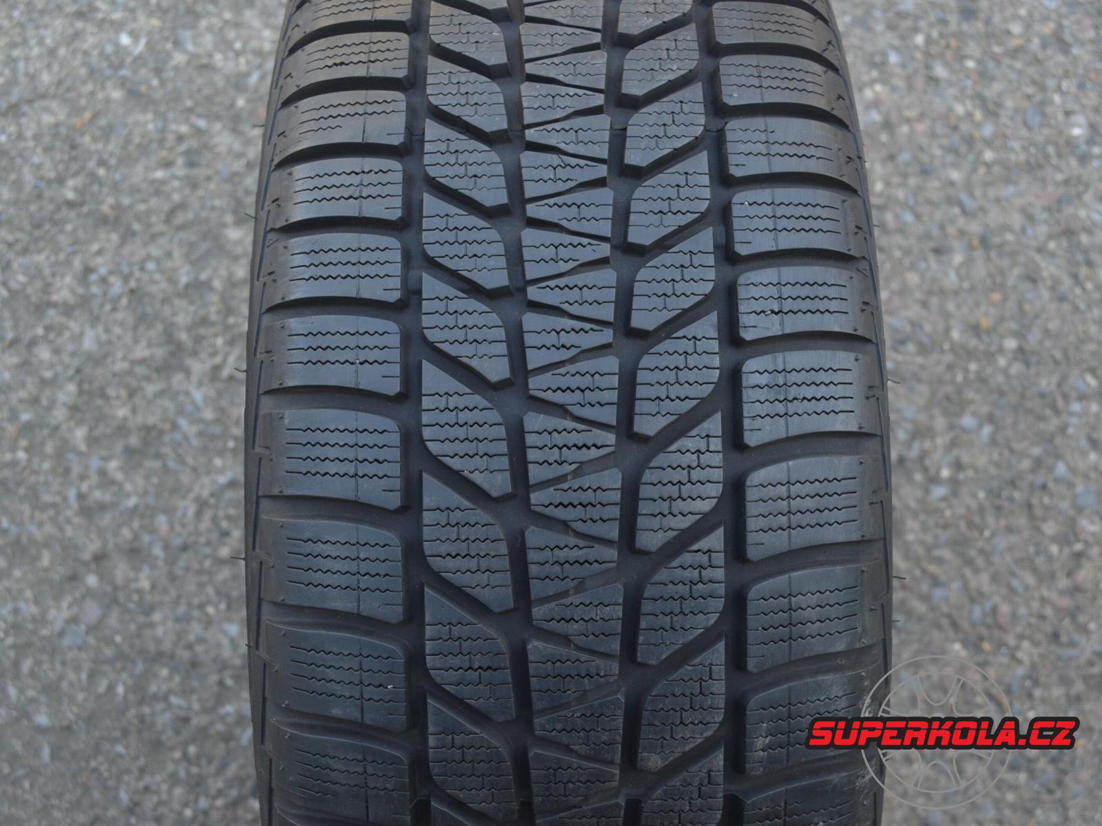 235/50/19 99H Bridgestone Blizzak LM-25 4x4, použitý zimní pár
