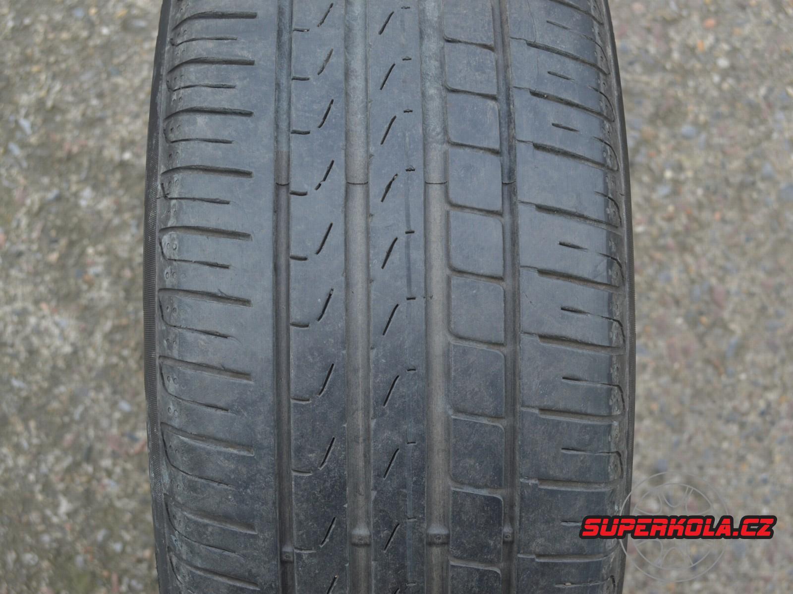 215/55/17  94W  Pirelli Cinturato P7, použitý letní pár