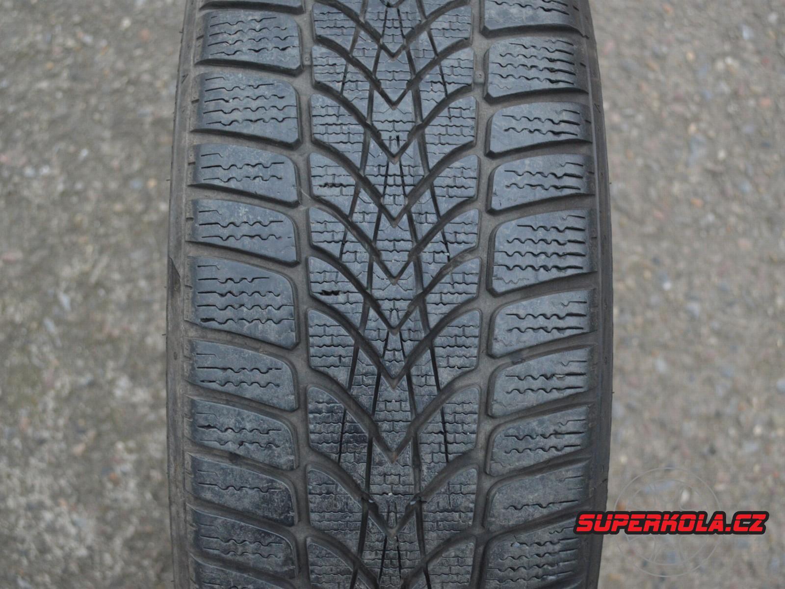 205/45/17 88V XL RFT Dunlop SP Winter Sport 4D *, použitá zimní sada 