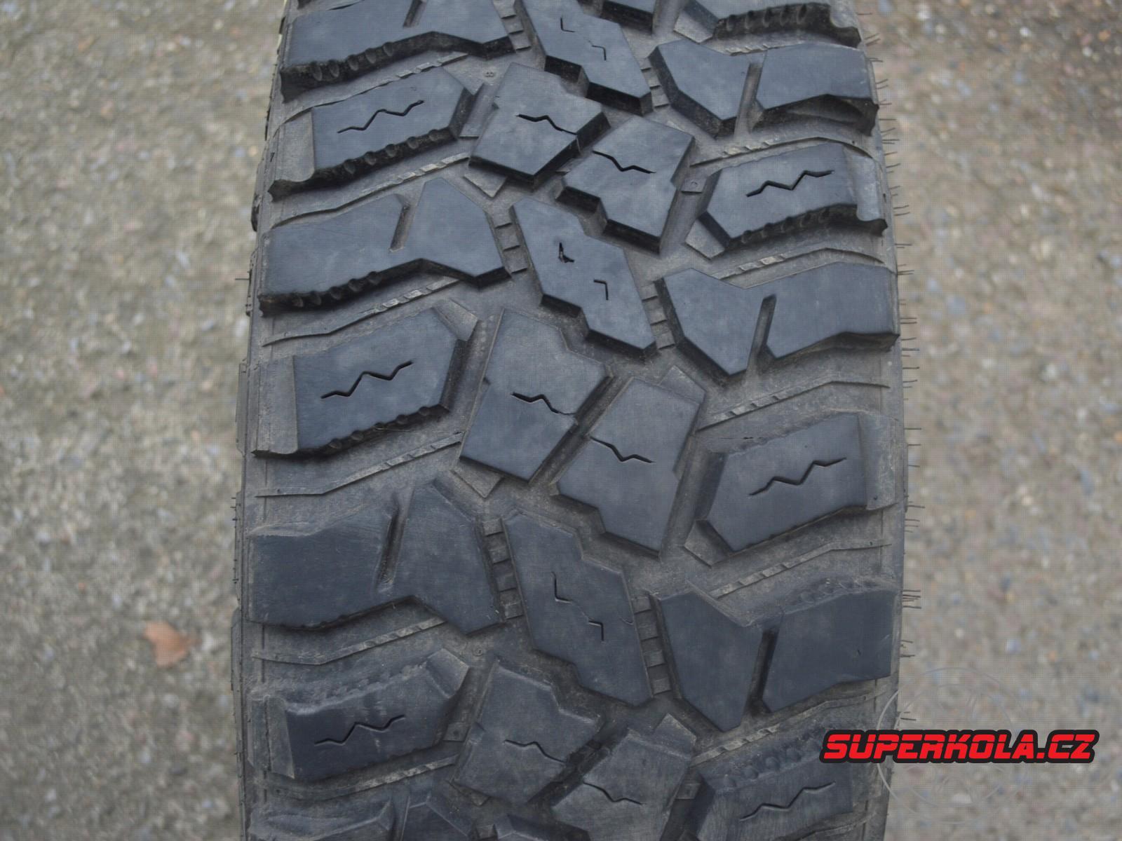 275/70/18 125/122R Cooper Discoverer STT PRO 125K RWL, použitá letní sada
