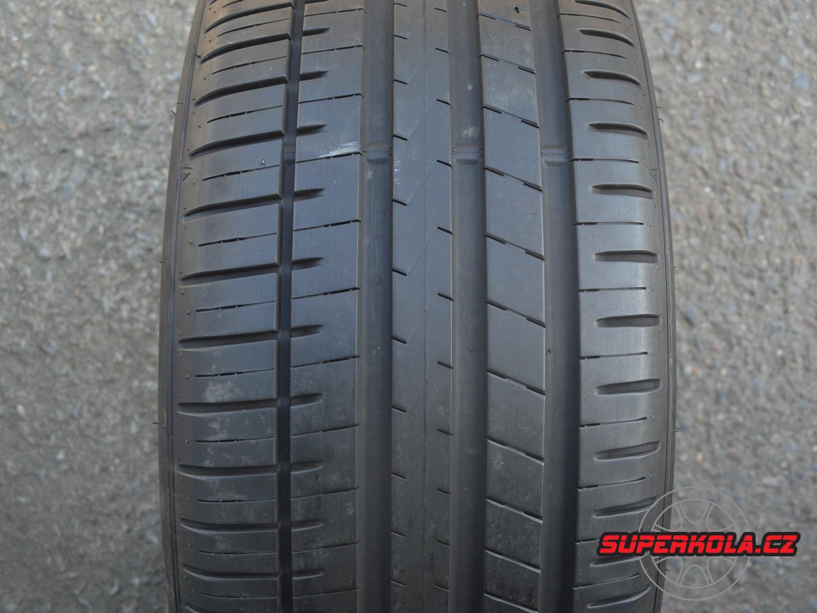 255/40/20 101Y XL Falken FK510 Azenis, použitý letní pár