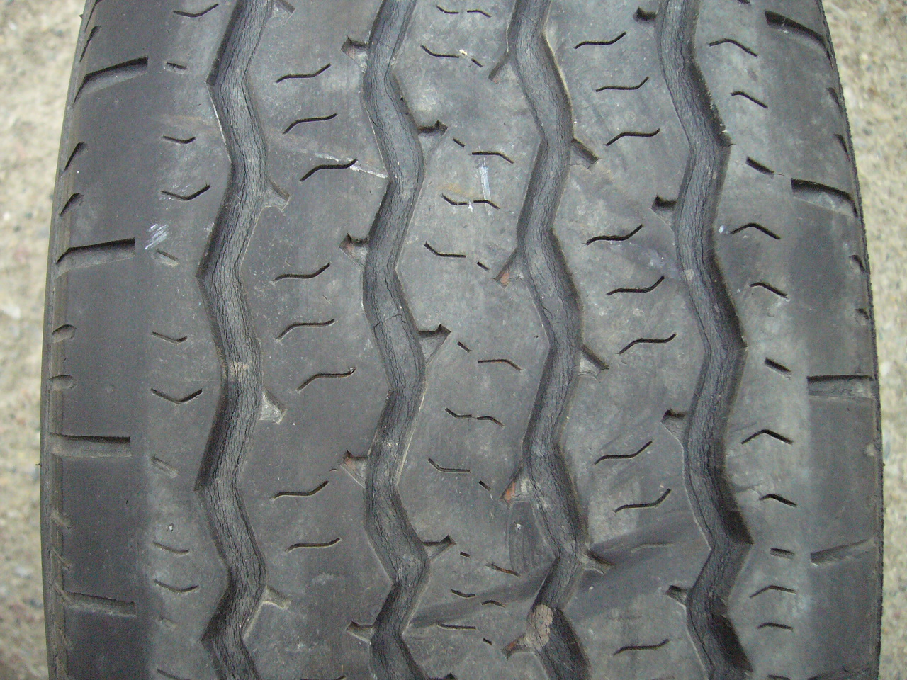 215/70/15 98T Kumho Radial 798, použitý letní kus