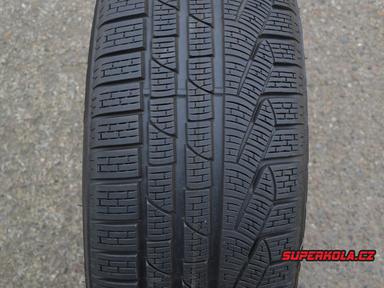 235/45/20 100W XL Pirelli SottoZero Winter 270 serie II, použitá zimní sada