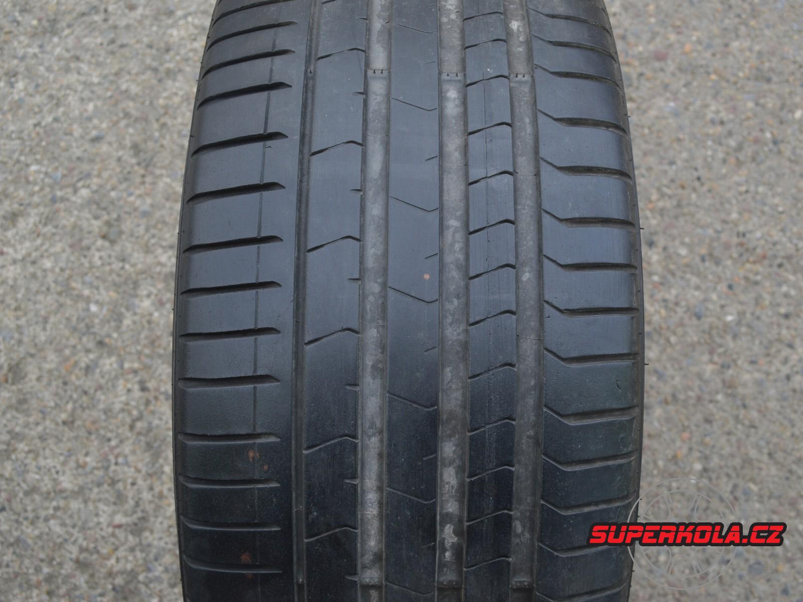 275/35/22 104Y XL a 315/30/22 107Y XL Pirelli P-Zero PZ4 *, použitá letní poměrná sada
