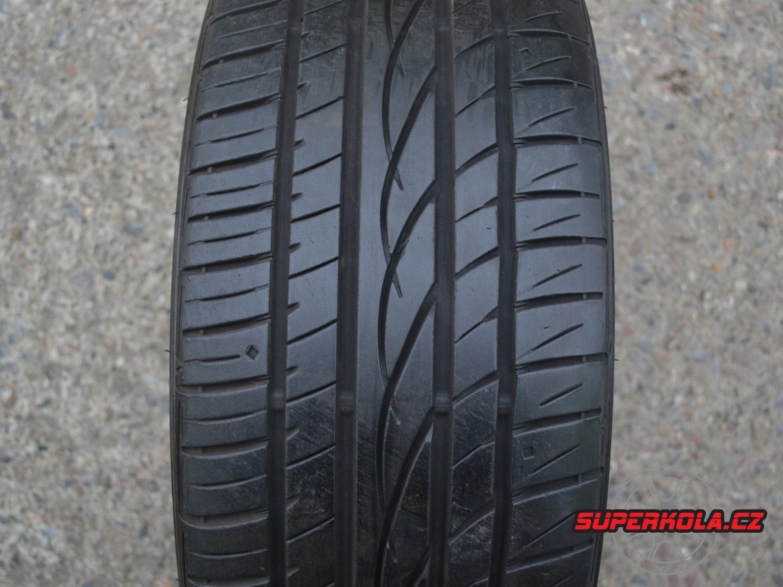 215/40/16  86W  XL  Falken Ziex ZE912, použitá letní sada