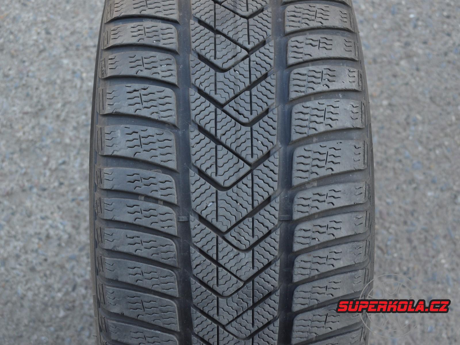 235/50/19 110H XL Pirelli Scorpion Winter * RFT, použitá zimní sada