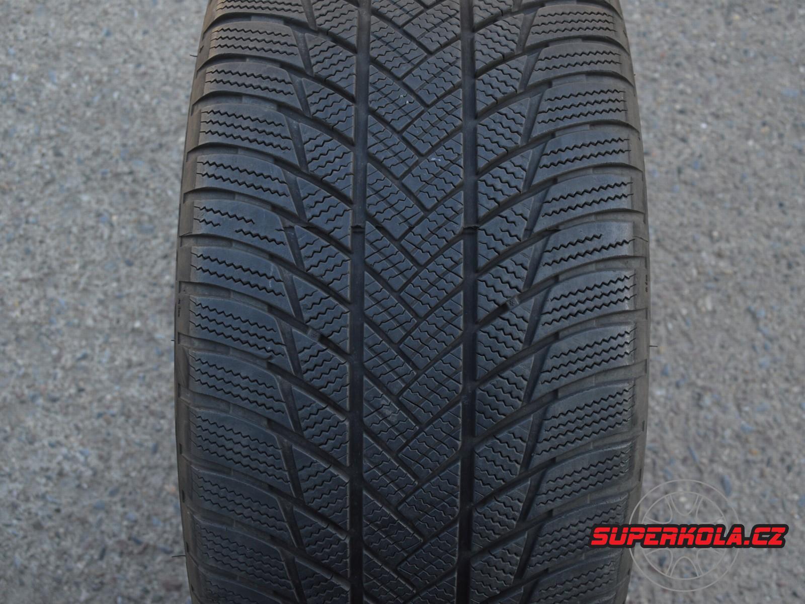 275/45/20 110V XL Bridgestone Blizzak LM001 RFT, použitá zimní sada