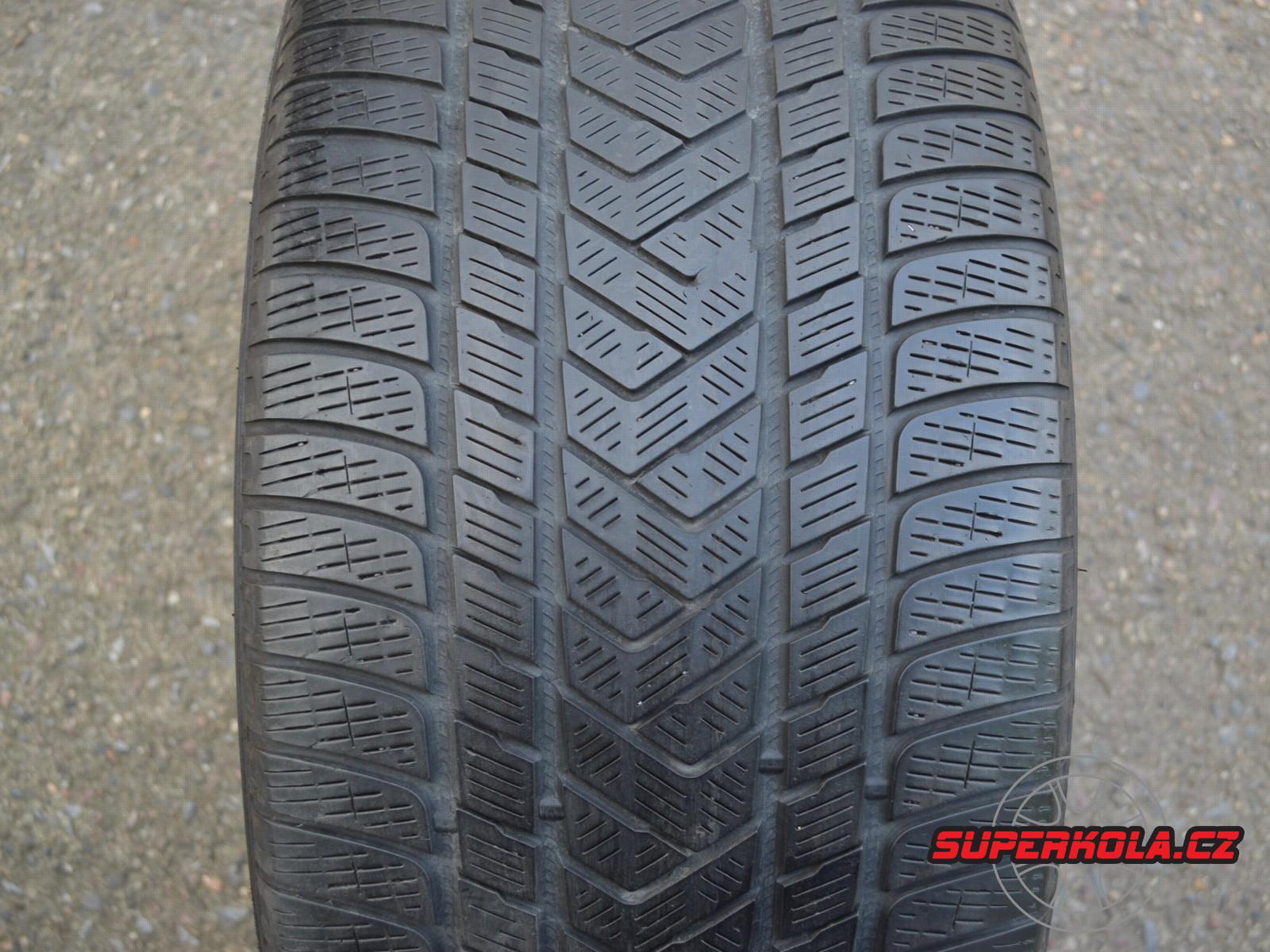 305/40/20 112V XL Pirelli Scorpion Winter RFT, použitý zimní pár