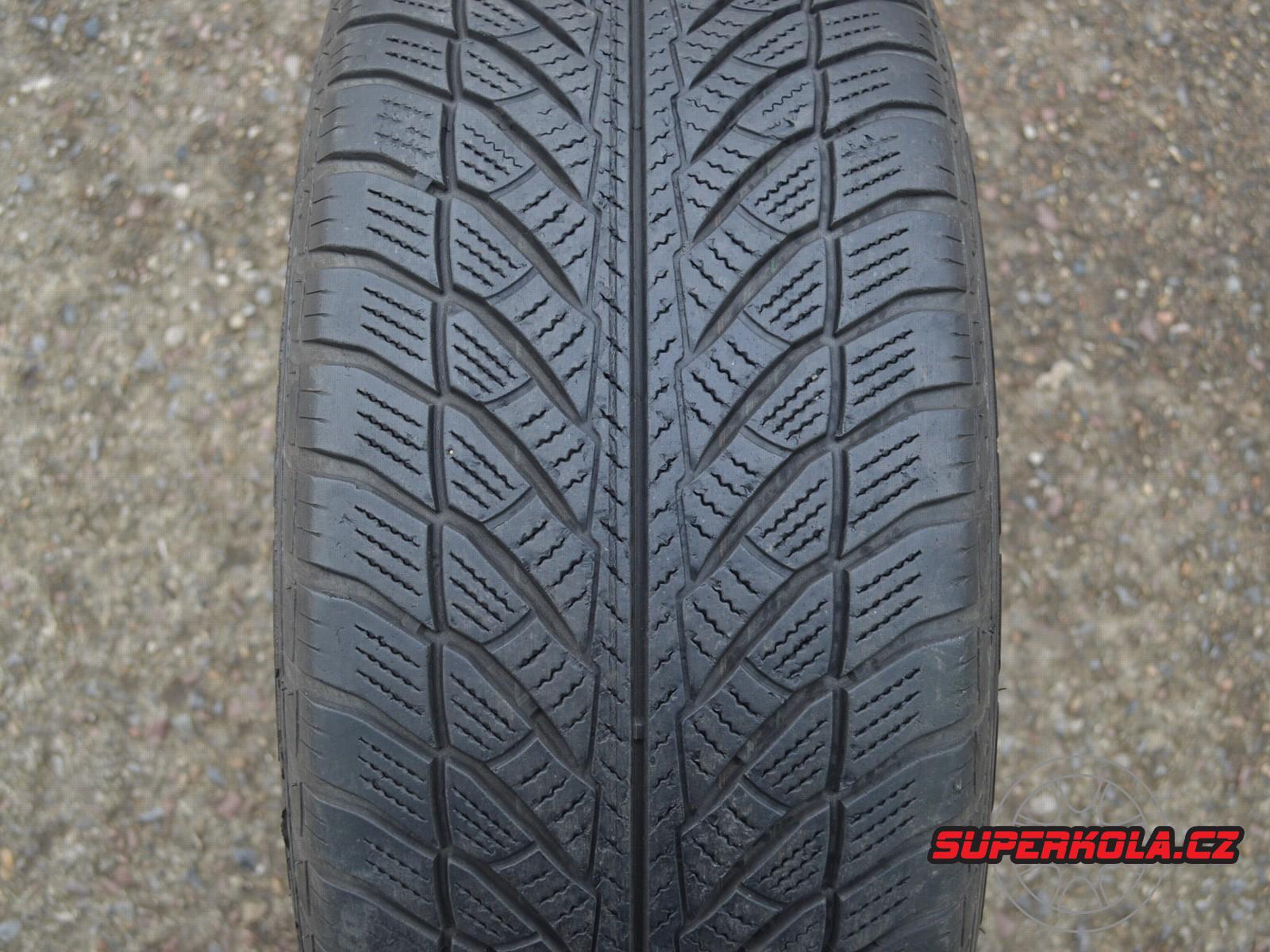 255/50/19 107V XL Goodyear UltraGrip Wrangler RFT*, použitý zimní pár